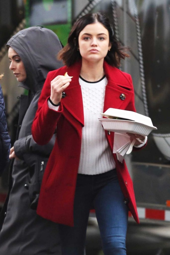 Lucy Hale Was Spotted on the Set of Her Show Life Sentence in Vancouver 01/09/2018-1