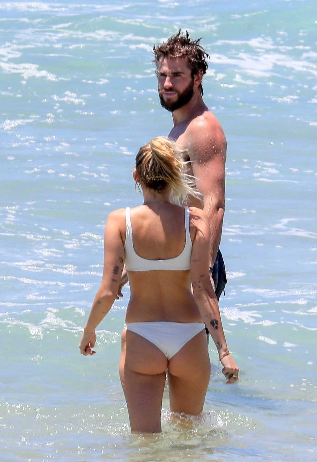Miley Cyrus in Bikini at the Beach with Liam Hemsworth in Byron Bay, Australia 01/15/2018-6
