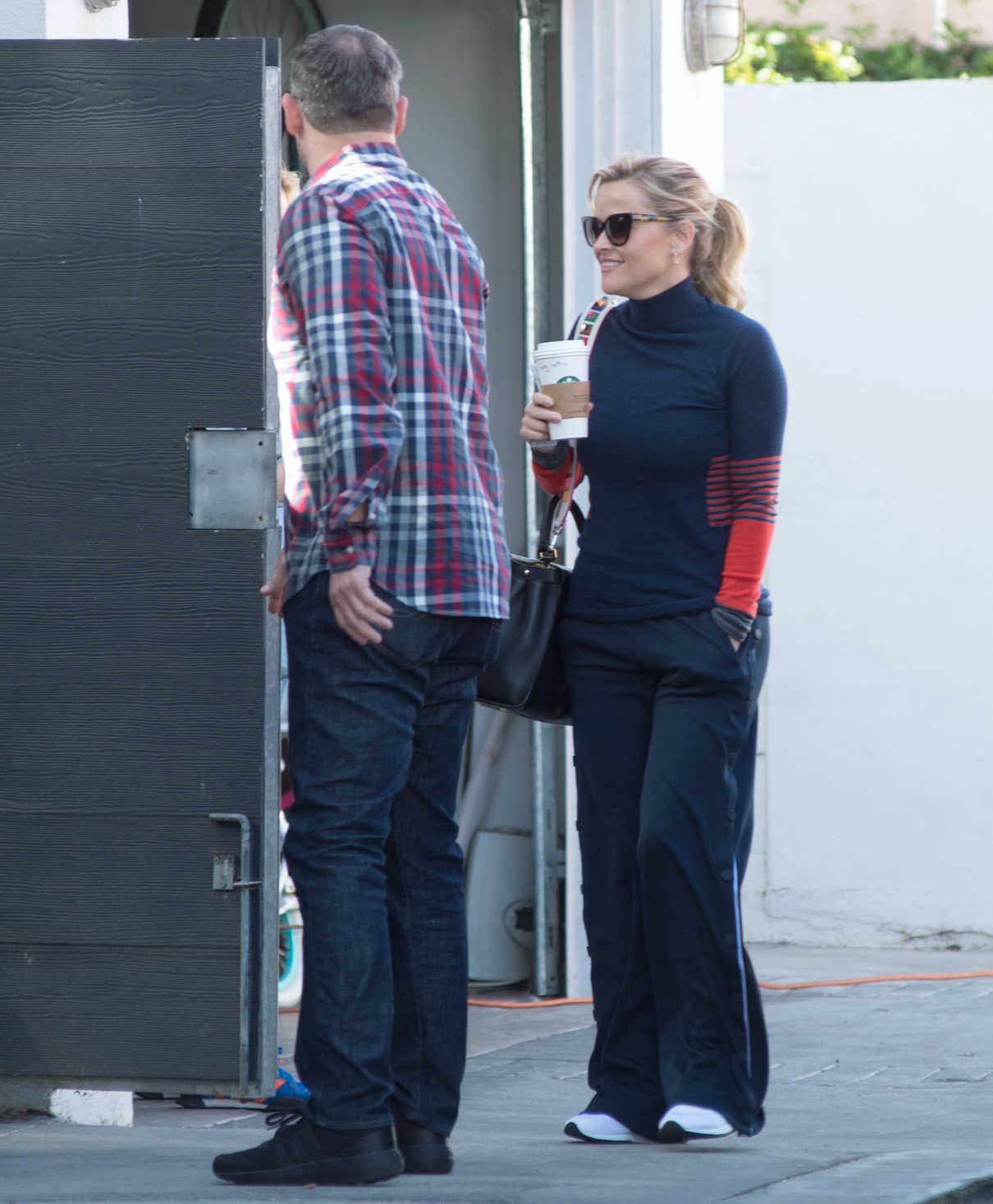 Reese Witherspoon Heads to a Studio in LA 01/24/2018-4