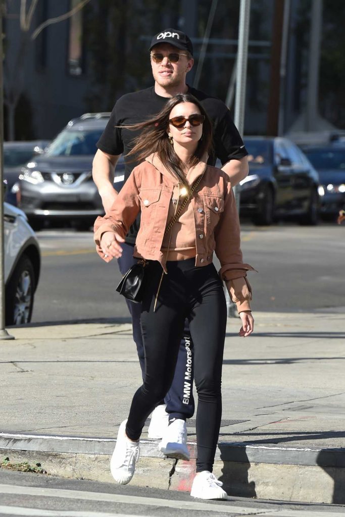 Emily Ratajkowski Was Spotted Out in Los Feliz 02/13/2018-1