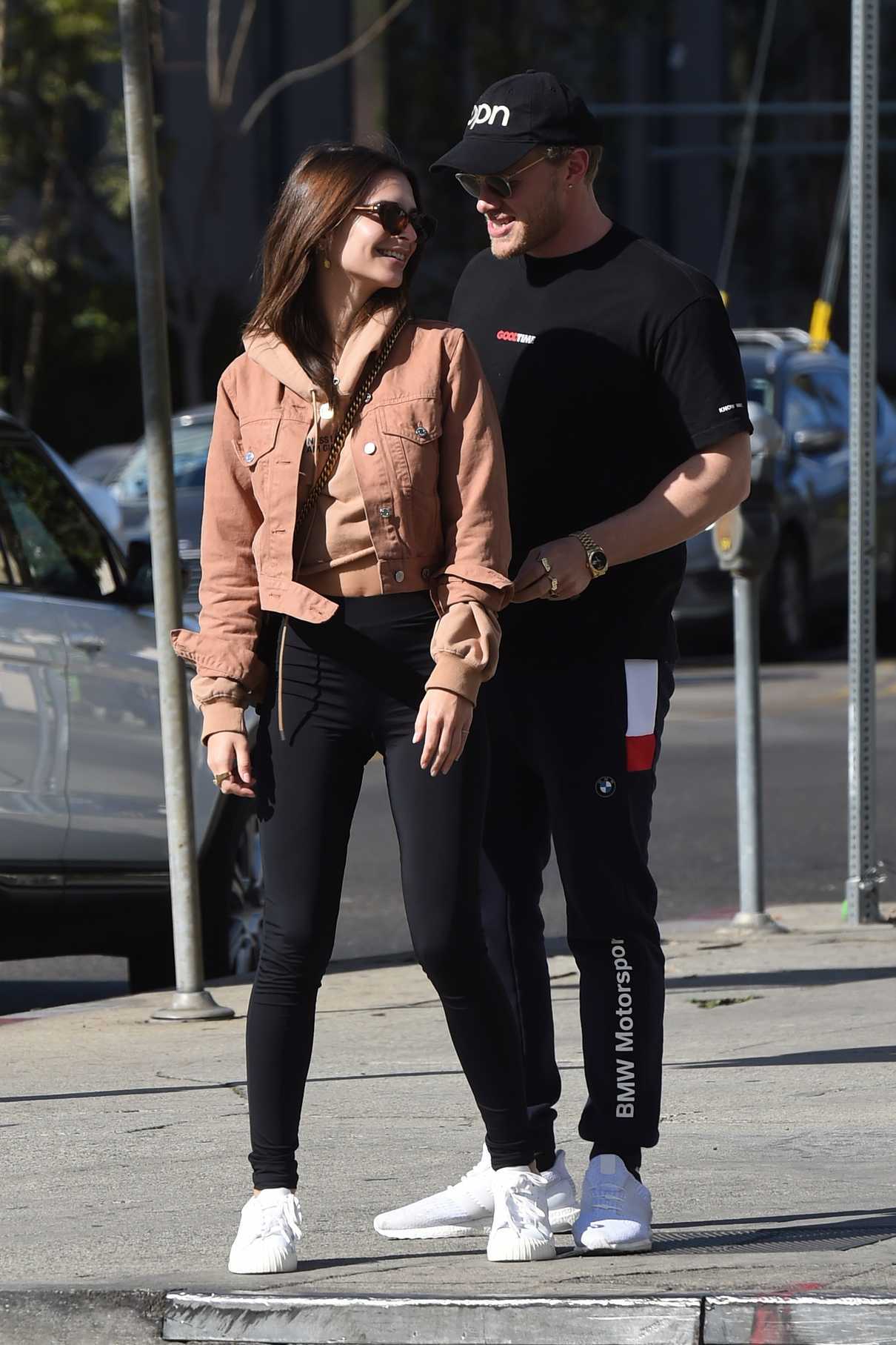 Emily Ratajkowski Was Spotted Out in Los Feliz 02/13/2018-4