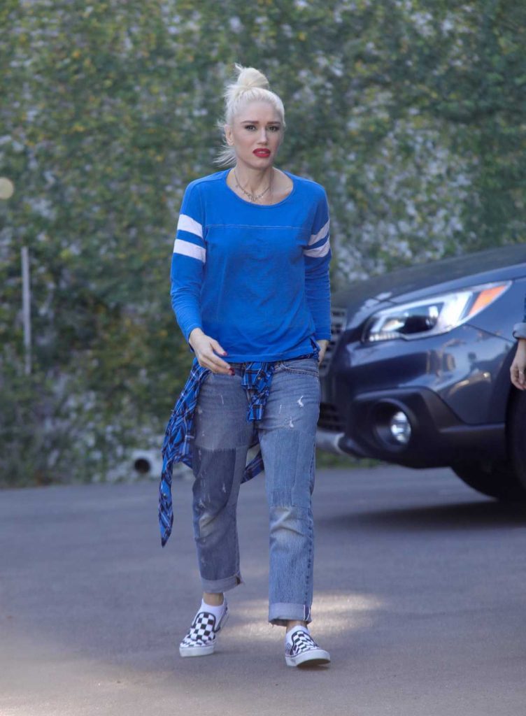 Gwen Stefani Was Seen Out in LA 02/16/2018-1