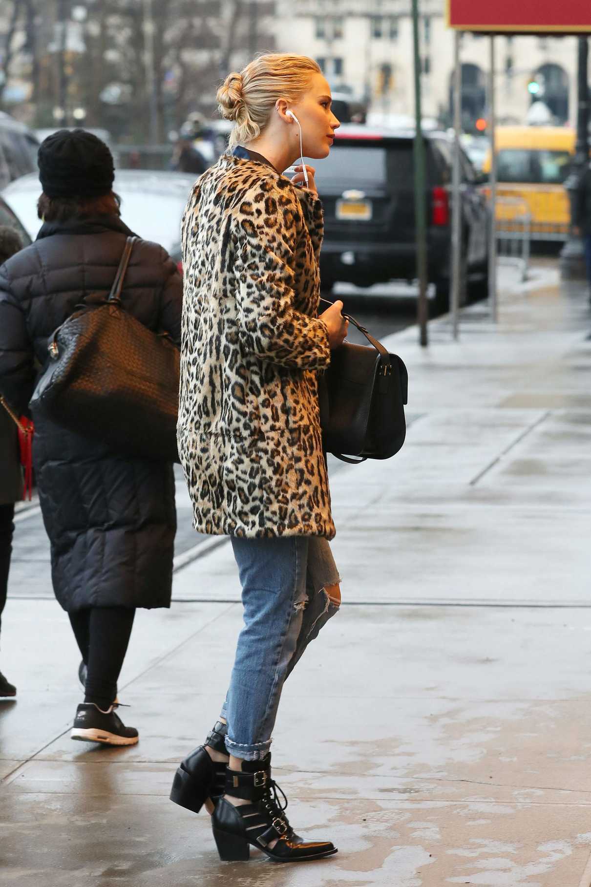 Jennifer Lawrence Was Seen Out in New York City 02/23/2018-4