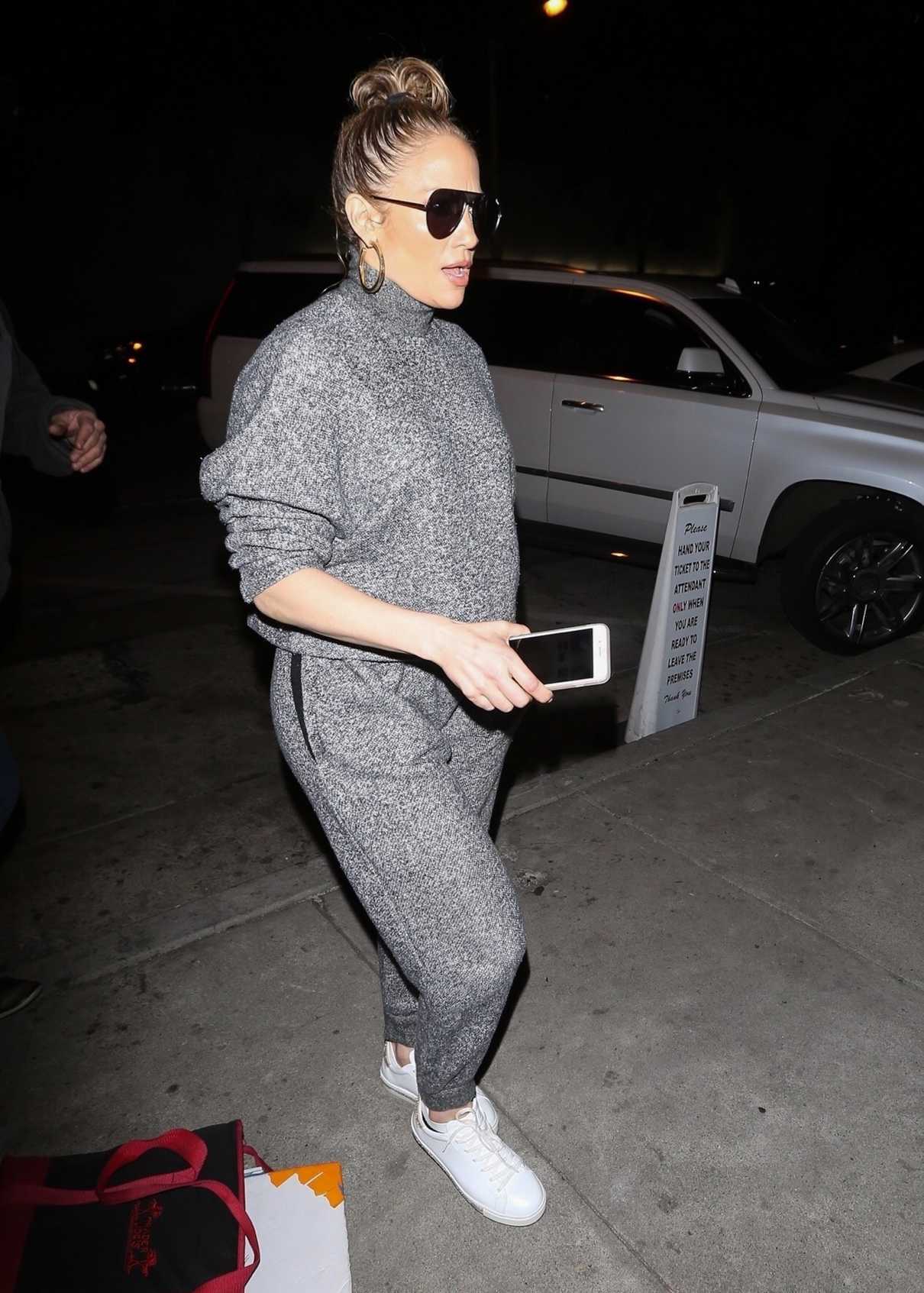 Jennifer Lopez Arrives at Craig's Restaurant in West Hollywood 02/01/2018-3