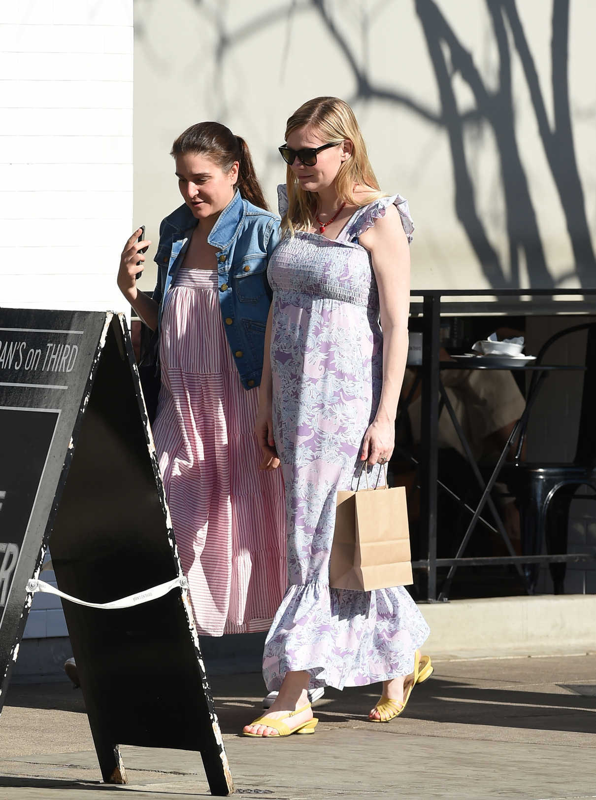 Kirsten Dunst Was Seen Out in Los Angeles 01/31/2018-5