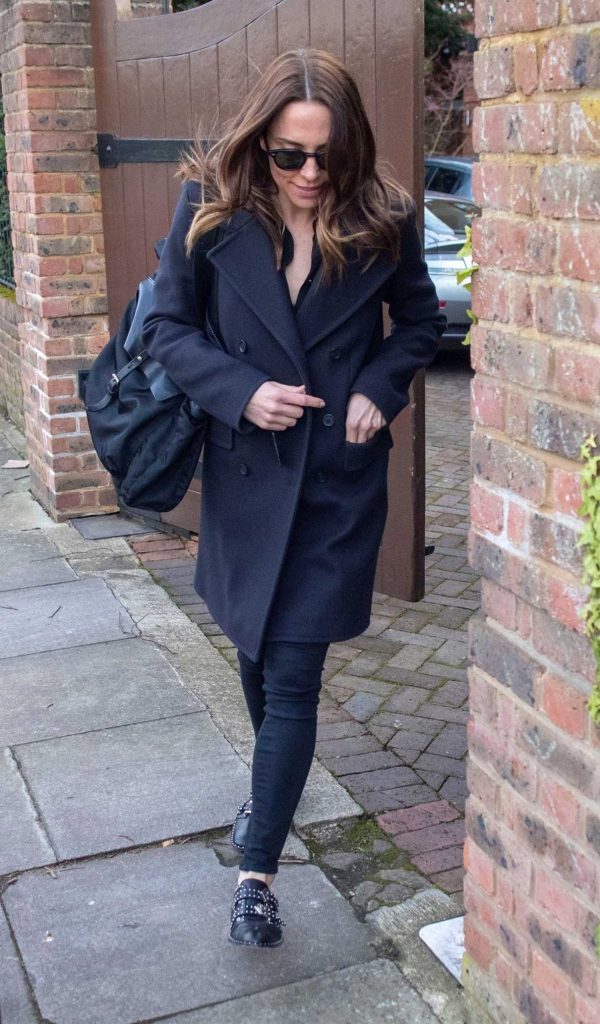Melanie Chisholm Arrives at Geri Halliwell's home in London 02/02/2018-5