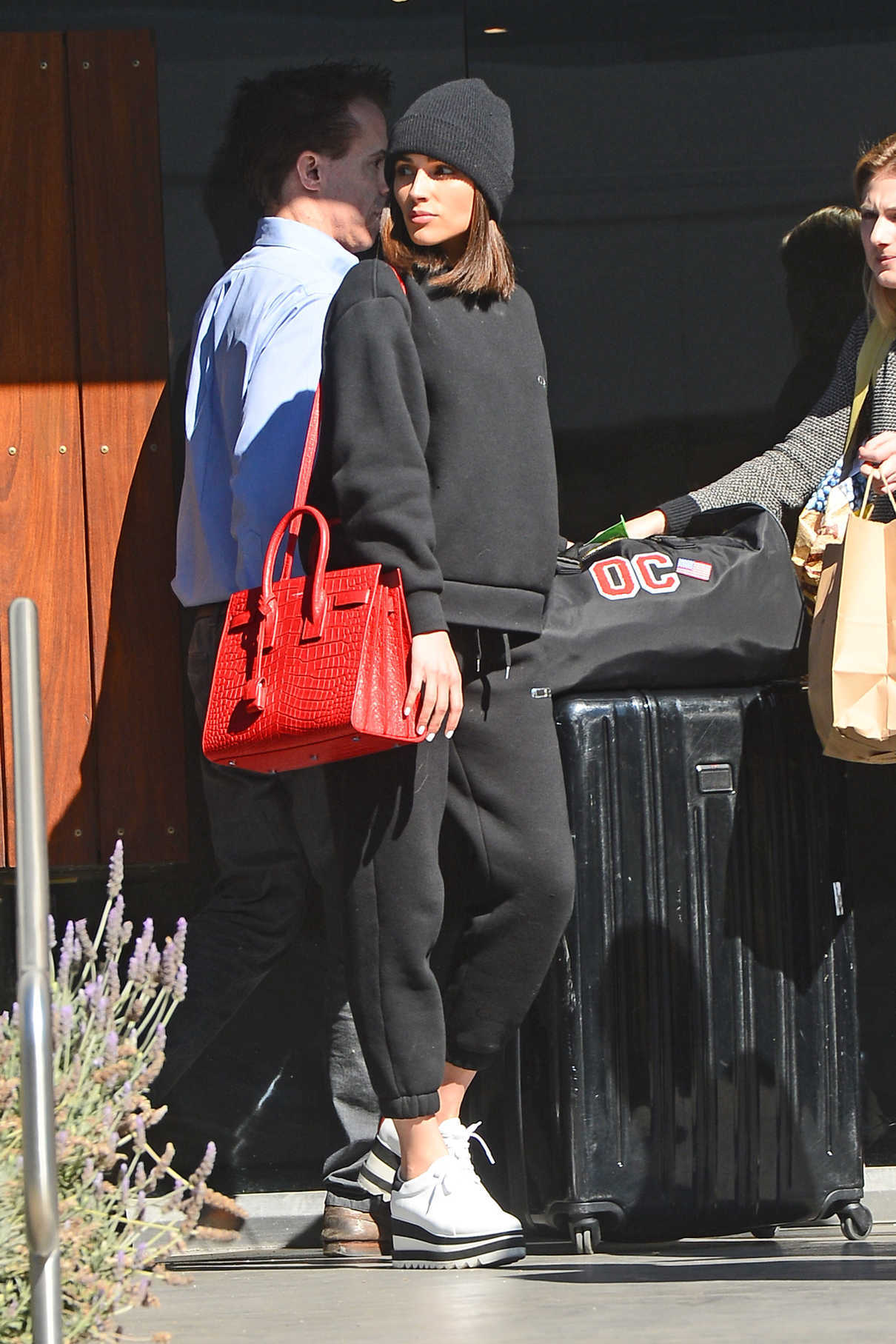 Olivia Culpo Was Spotted with Her Luggage in LA 02/20/2018-3