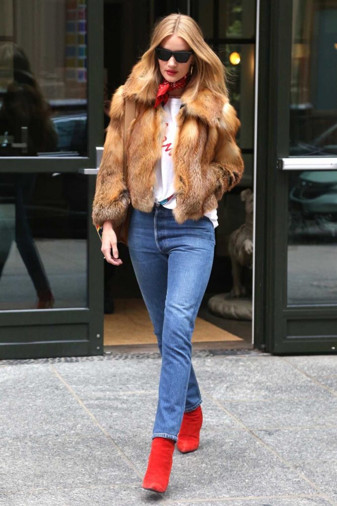 Rosie Huntington-Whiteley Leaves Her Hotel in New York City 02/10/2018-1