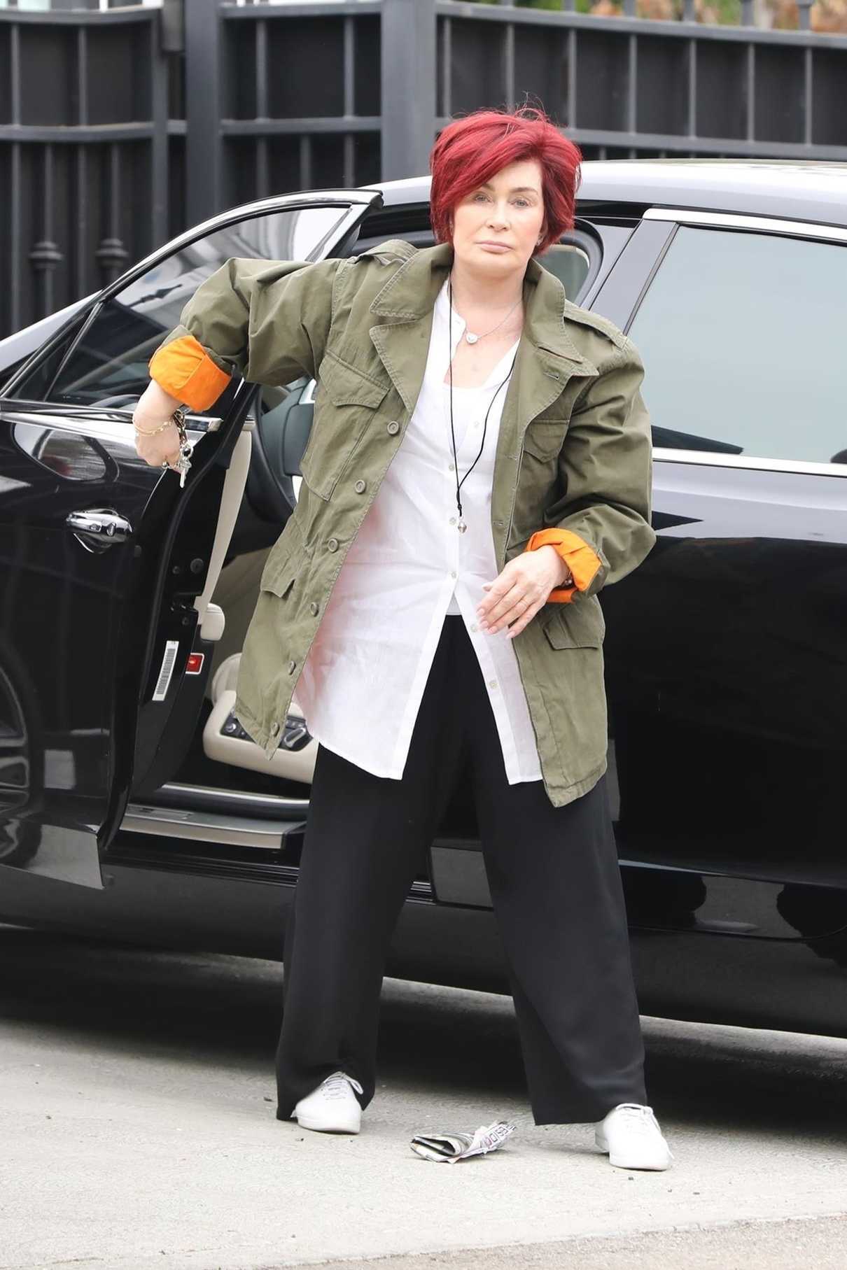 Sharon Osbourne Was Spotted Out in Los Angeles 02/10/2018-2