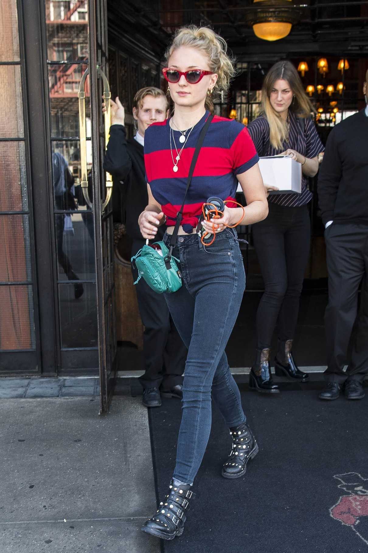 Sophie Turner Leaves Her Hotel in New York City 02/21/2018-2