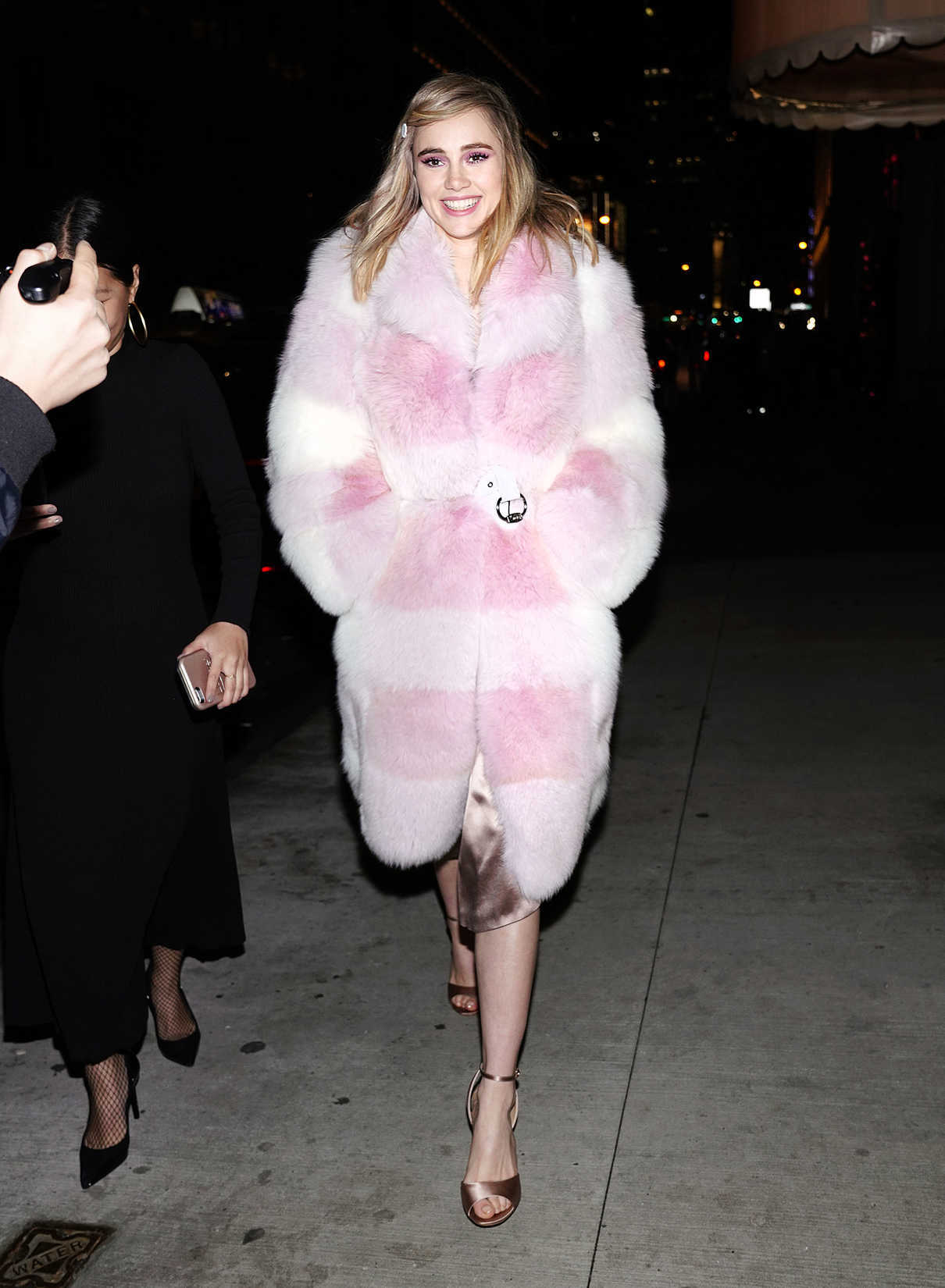 Suki Waterhouse Arrives at Ferragamo Event in Midtown, NYC 02/06/2018-3