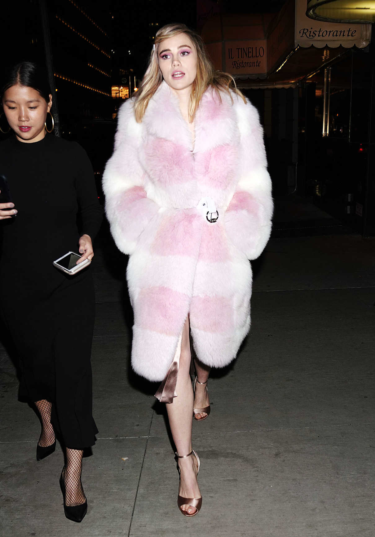 Suki Waterhouse Arrives at Ferragamo Event in Midtown, NYC 02/06/2018-4