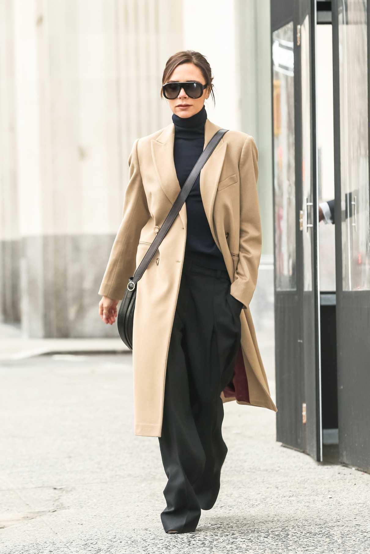 Victoria Beckham Leaves Her Hotel in Manhattan, New York City 02/10/2018-3