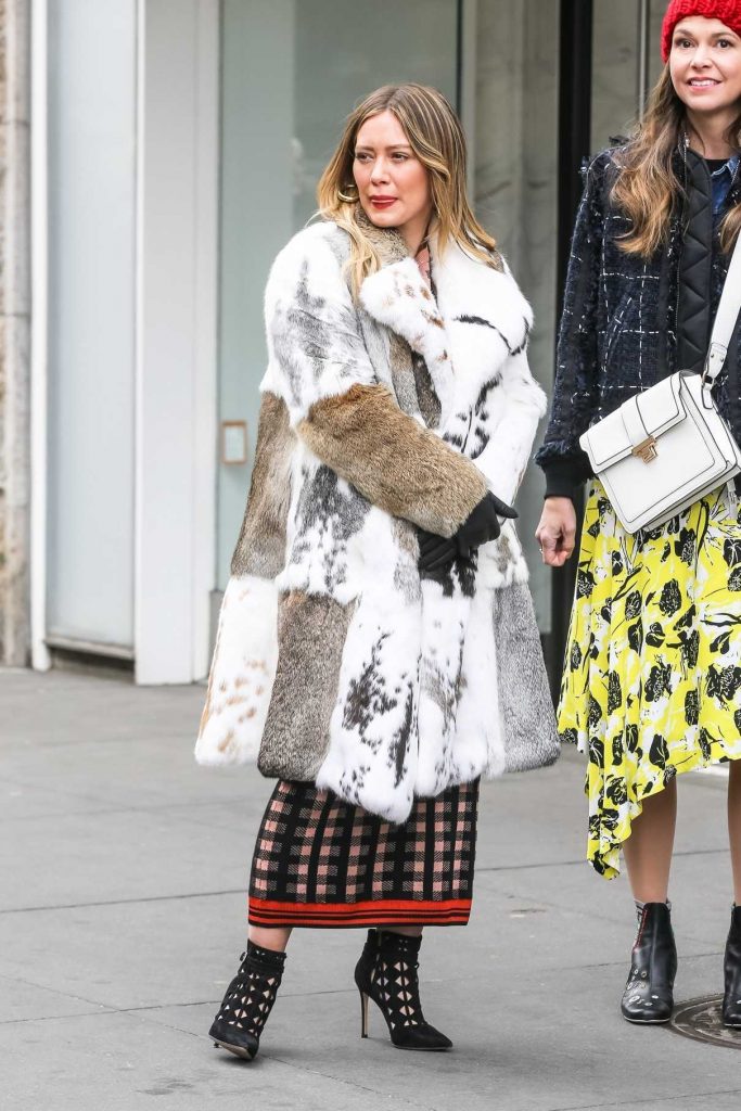Hilary Duff on the Set of Younger in New York 03/27/2018-1