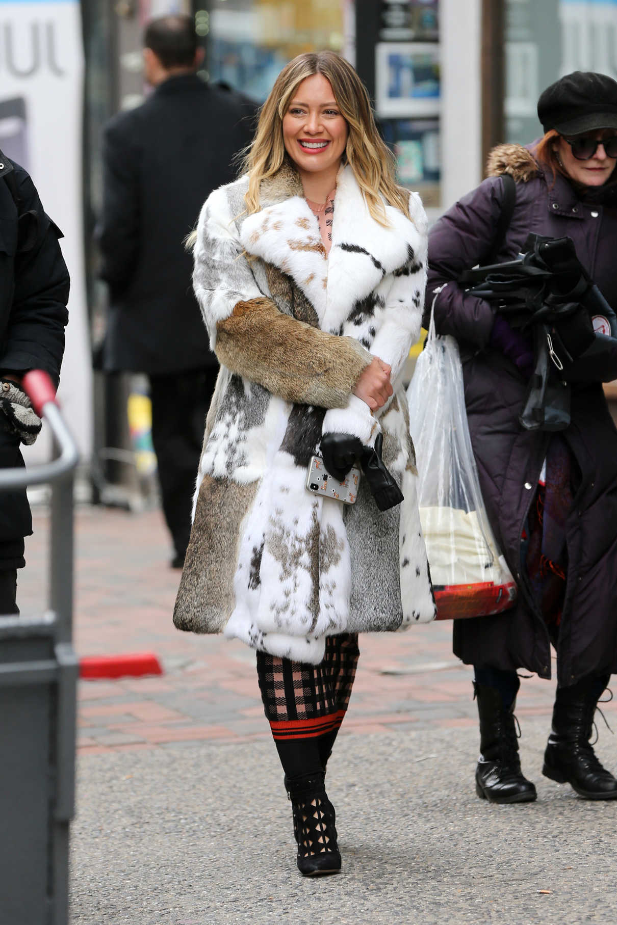Hilary Duff on the Set of Younger in New York 03/27/2018-4
