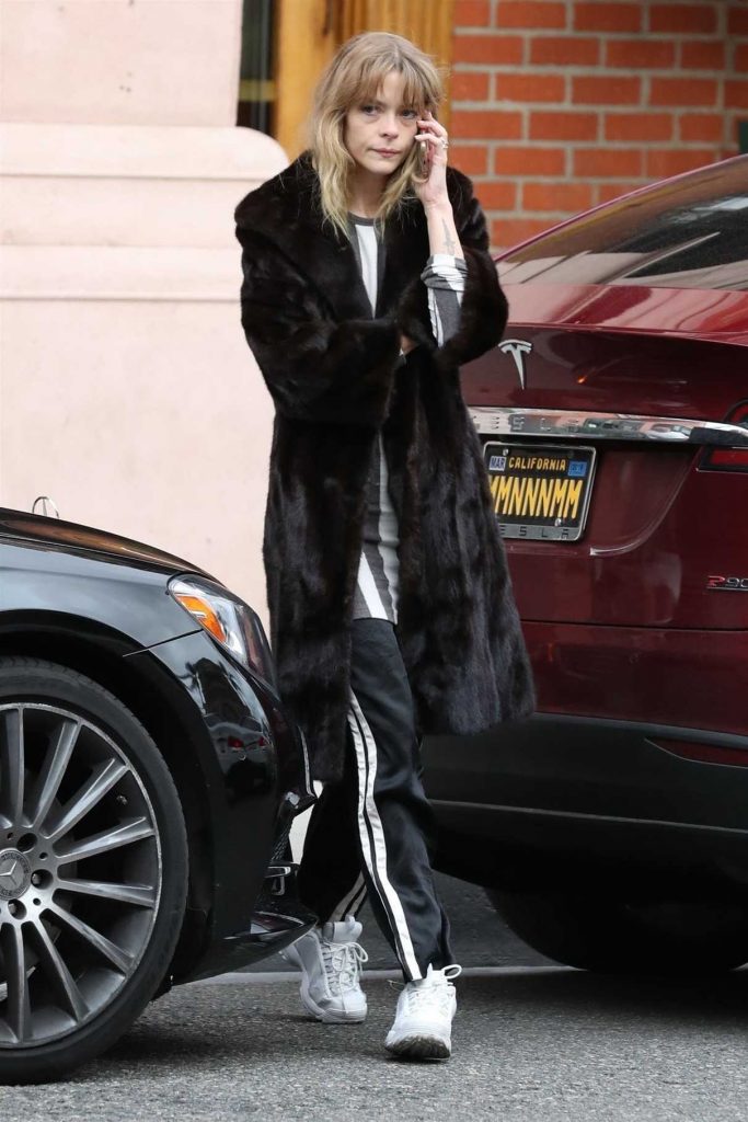 Jaime King Wears a Fur Coat Out in Beverly Hills 03/16/2018-1