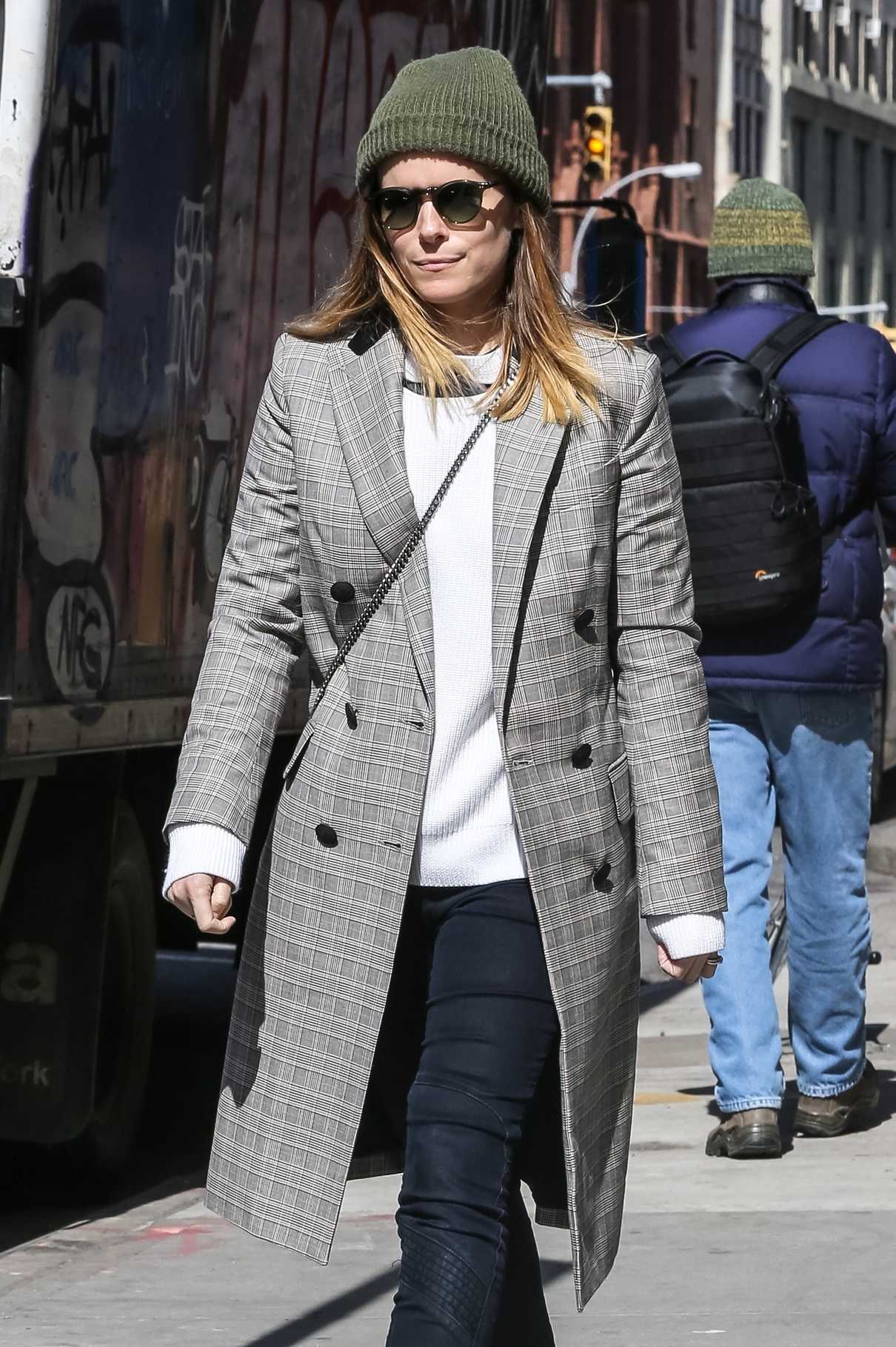 Kate Mara Wears a Plaid Coat Out in New York City 03/17/2018-5