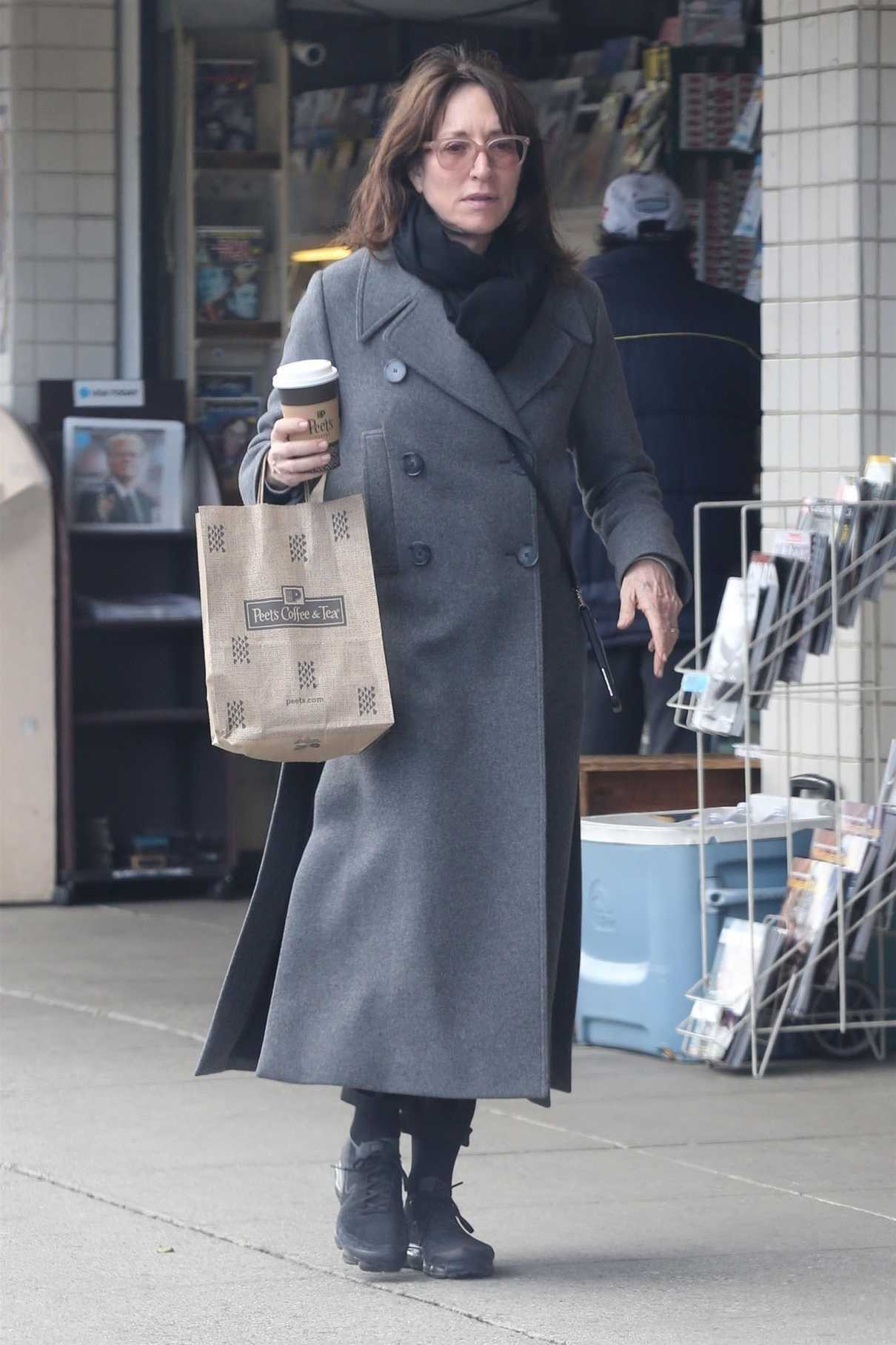 Katey Sagal Makes a Morning Coffee Run to Peet's Coffee in Beverly Hills 02/28/2018-3