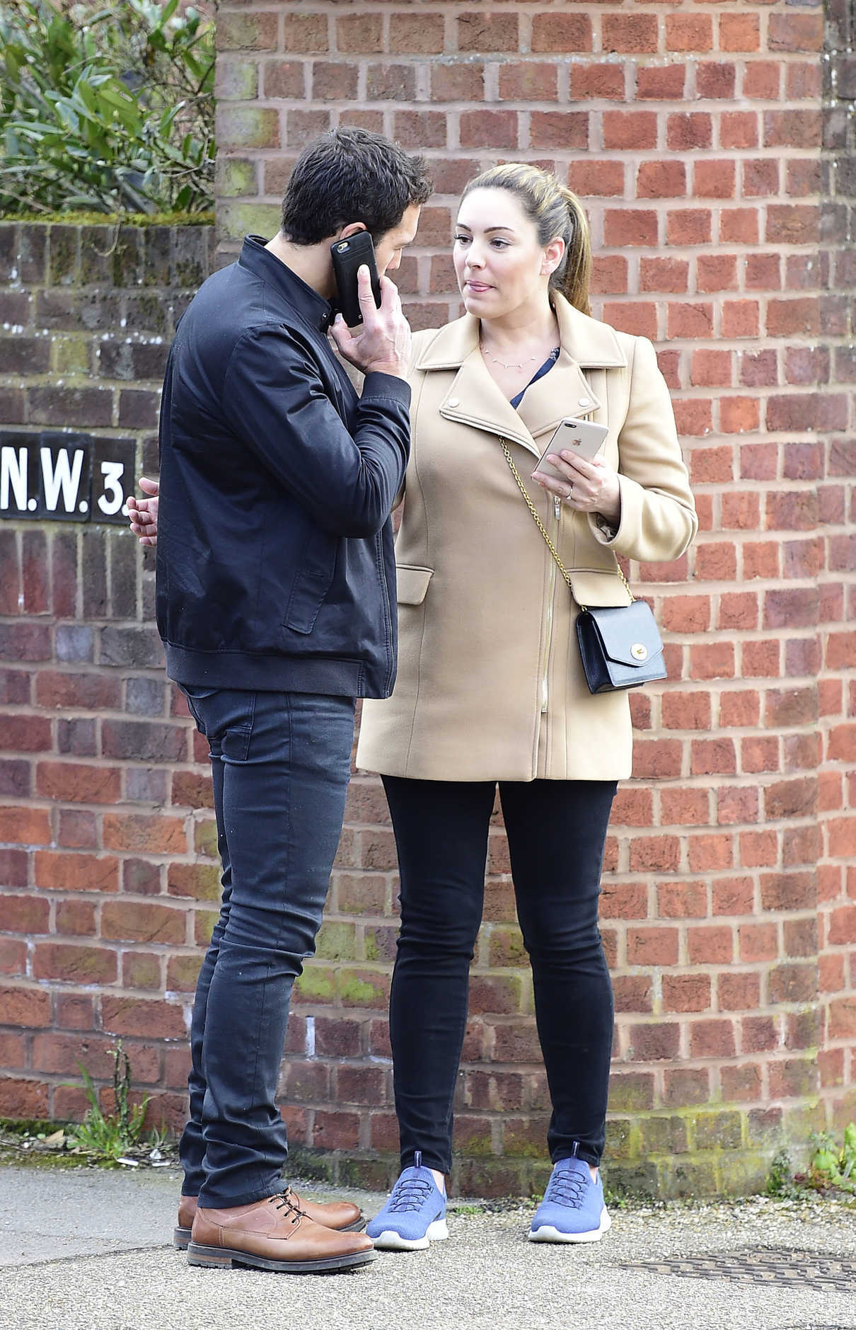 Kelly Brook Was Spotted Out in North London 03/26/2018-4