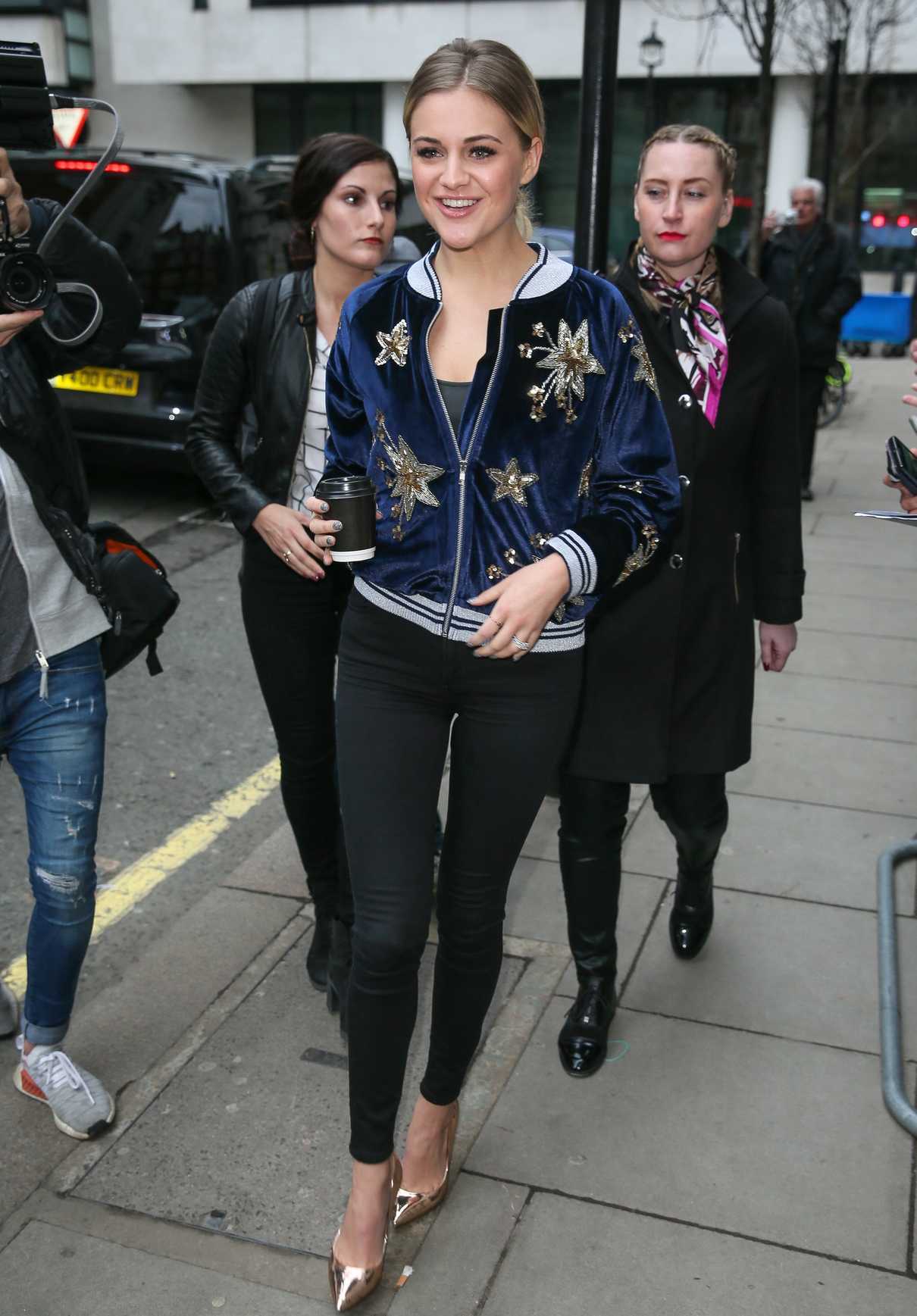 Kelsea Ballerini Arrives at the Chris Evans Show in London 03/09/2018-4