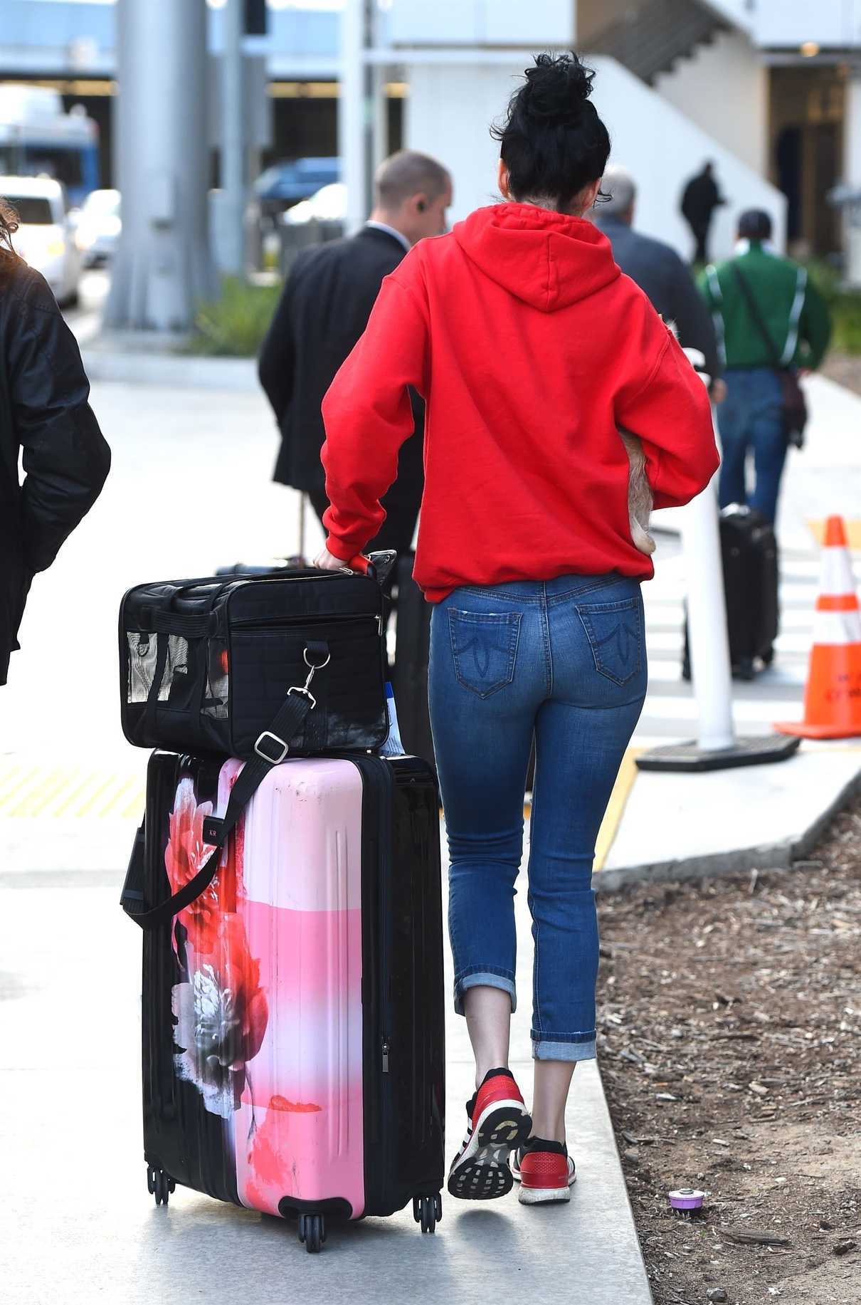 Krysten Ritter Was Spotted with Her Dog at LAX Airport in LA 03/16/2018-5