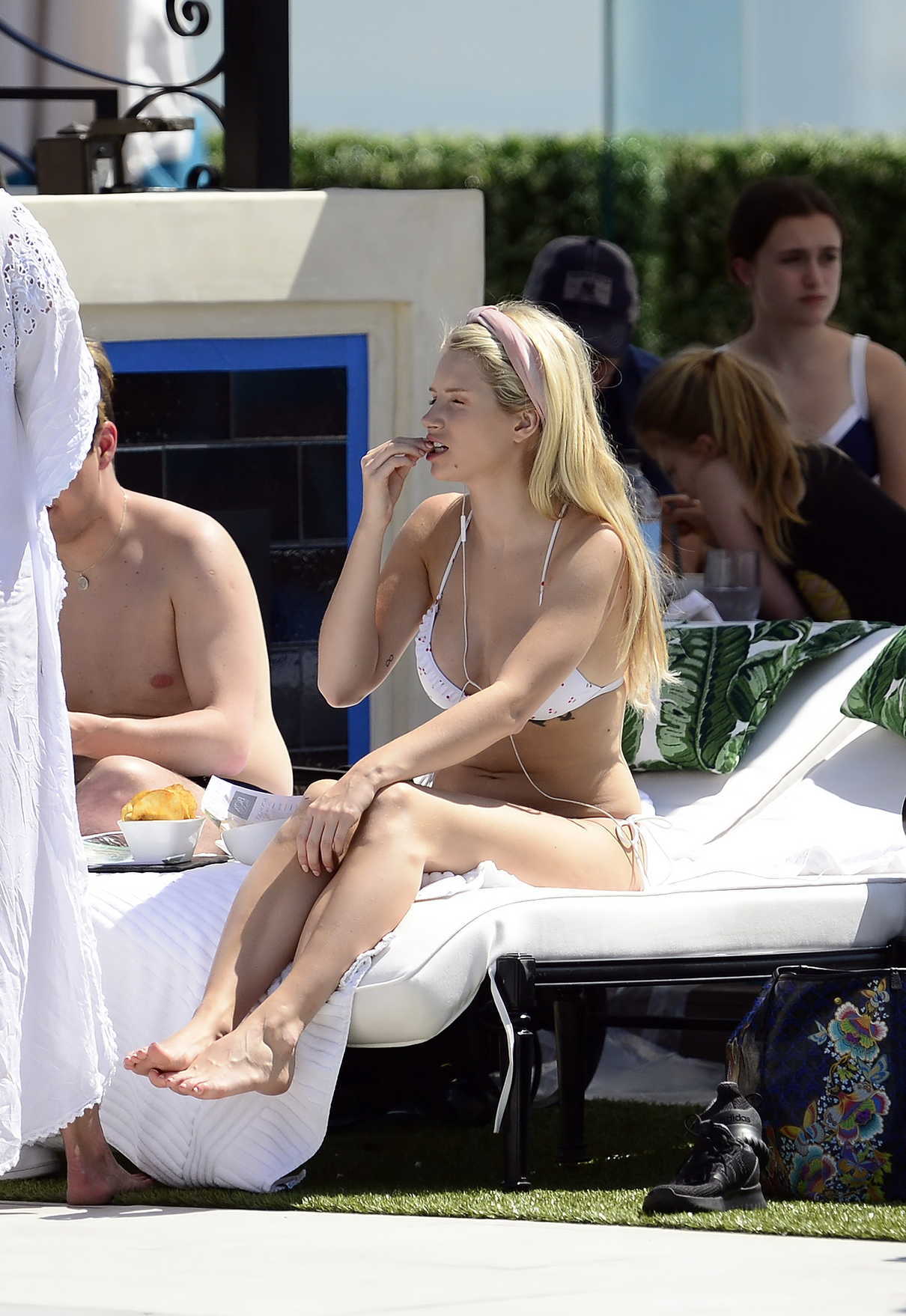 Lottie Moss Wears a White Bikini by the Poolside in Los Angeles 03/29/2018-4