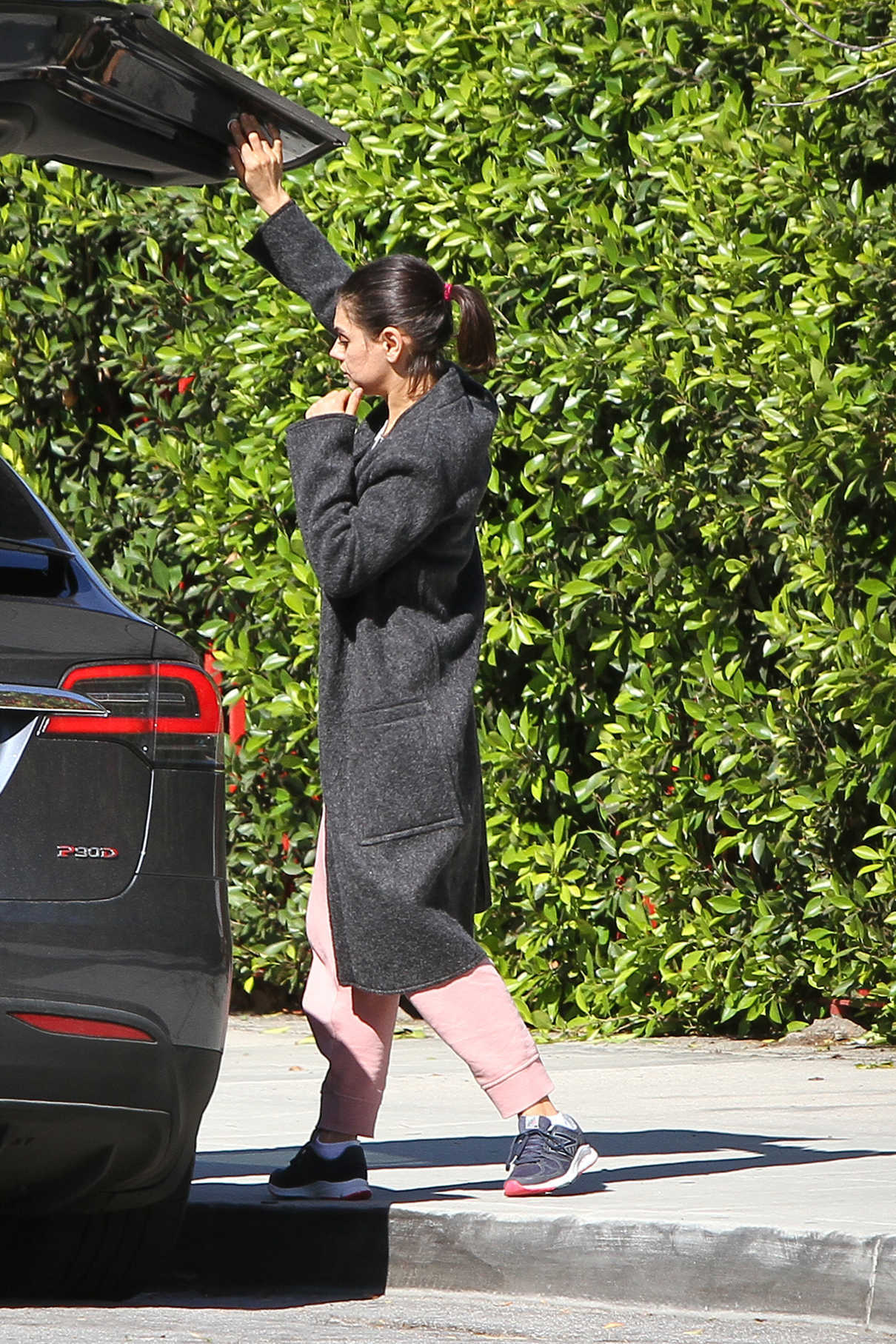 Mila Kunis Was Spotted Out in LA 03/19/2018-2