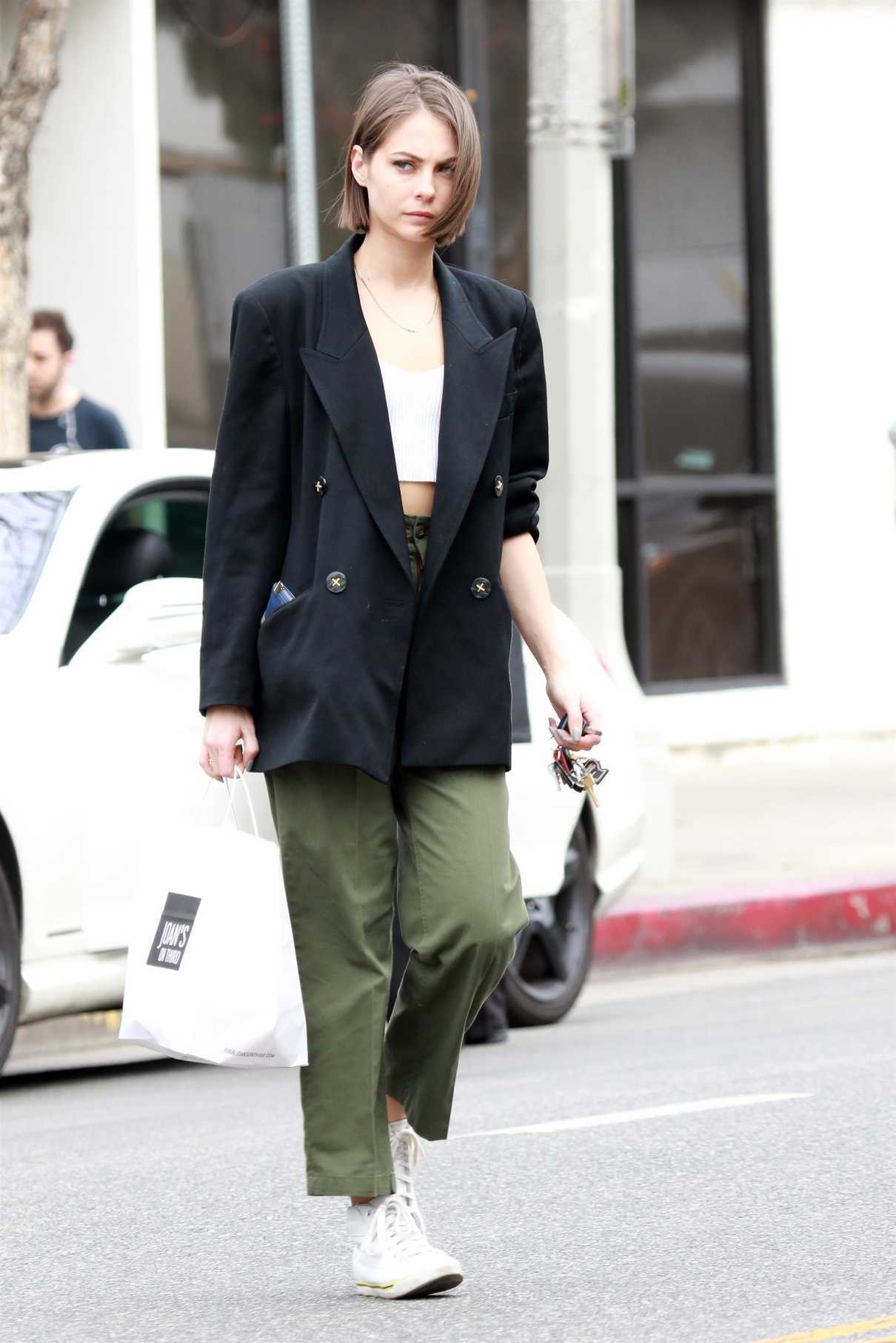 Willa Holland Leaves Joan's on Third in Studio City 03/07/2018-2