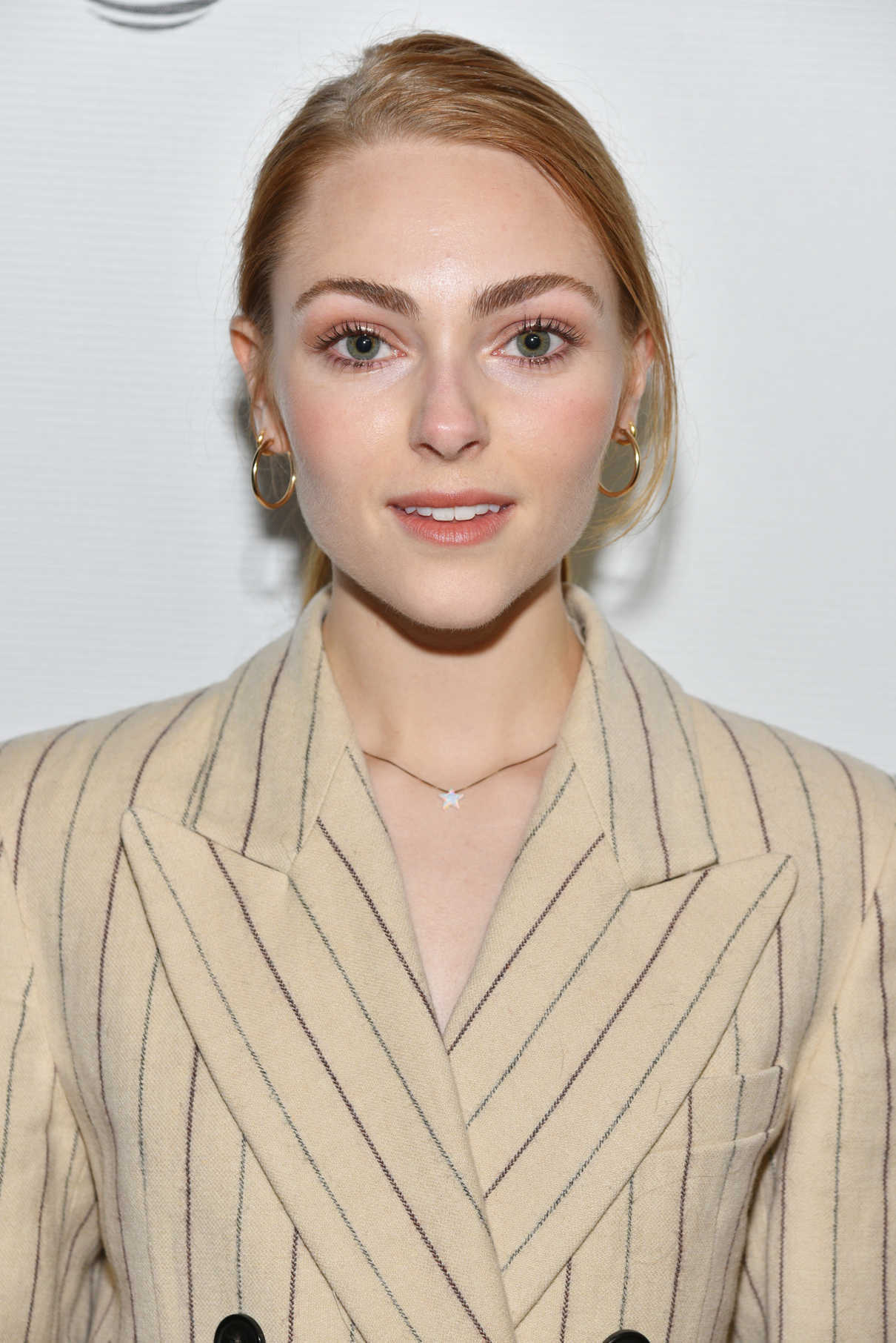 AnnaSophia Robb at the Bethany Hamilton: Unstoppable Premiere During Tribeca Film Festival in New York 04/20/2018-5