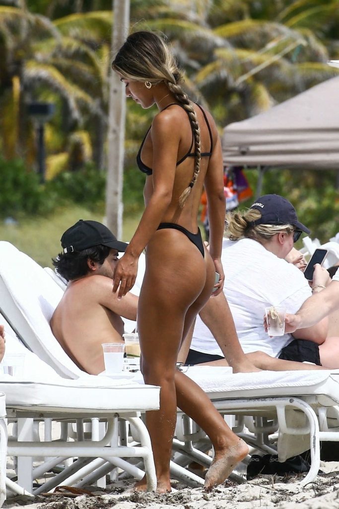 Erika Wheaton Wears a Black Bikini on the Beach in Miami 03/31/2018-4
