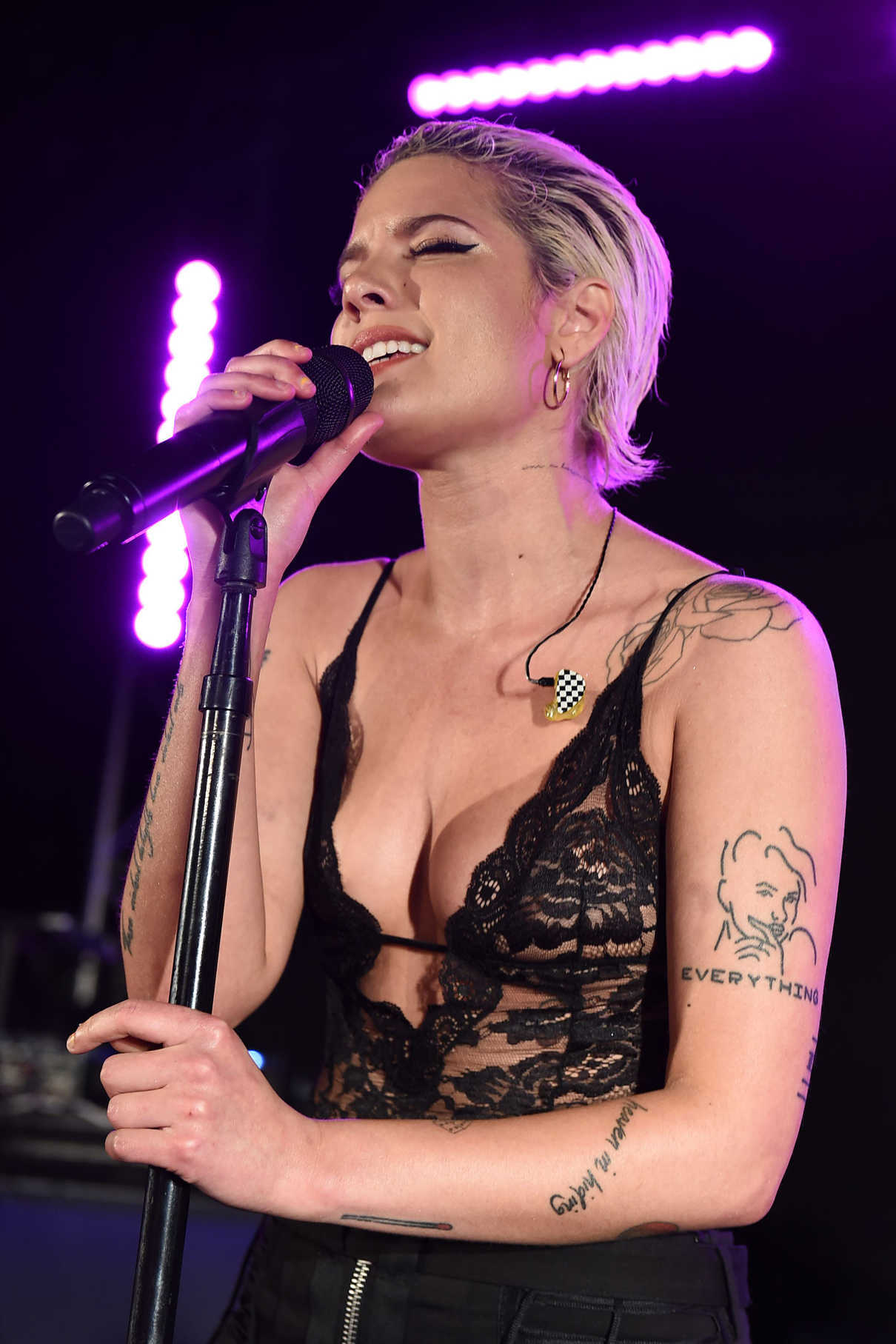 Halsey at YSL Beauty Festival in Palm Springs 04/12/2018-4
