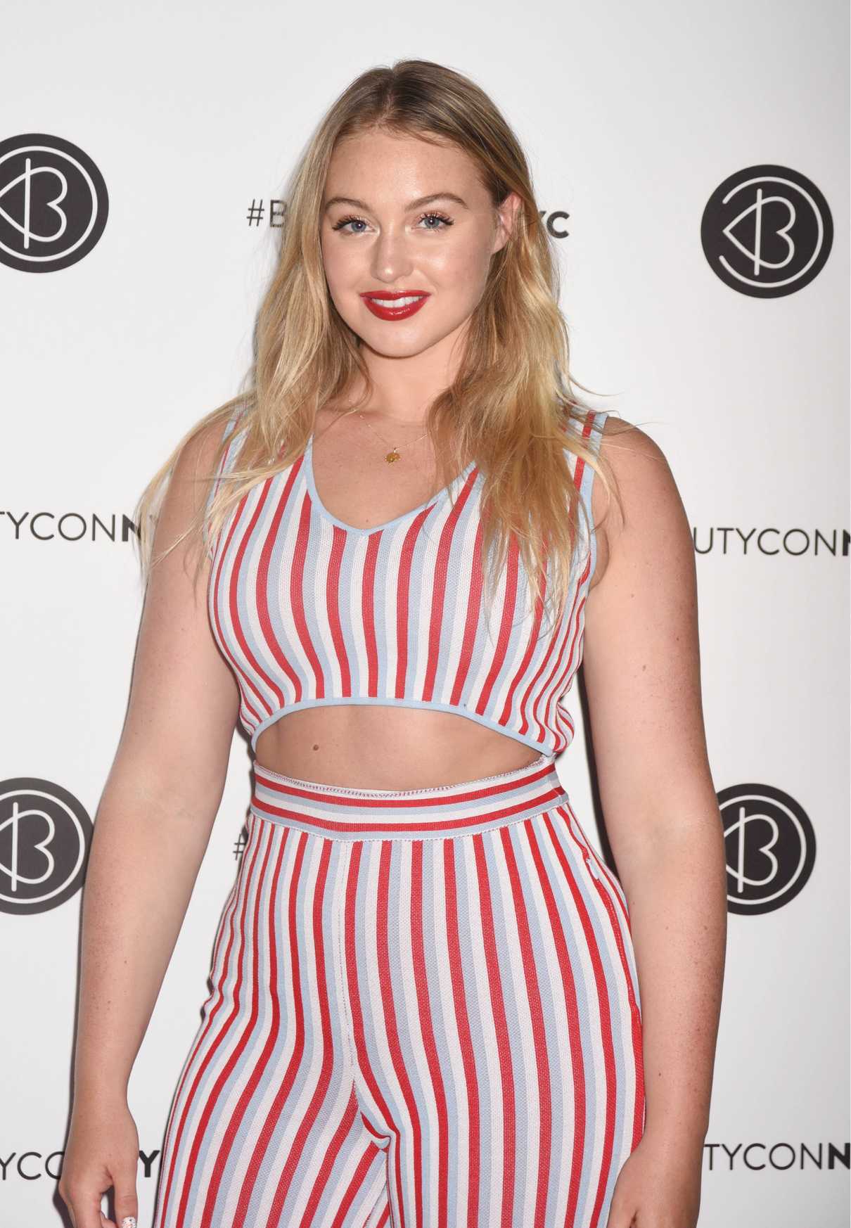 Iskra Lawrence at the Beautycon Festival NYC 04/21/2018-5
