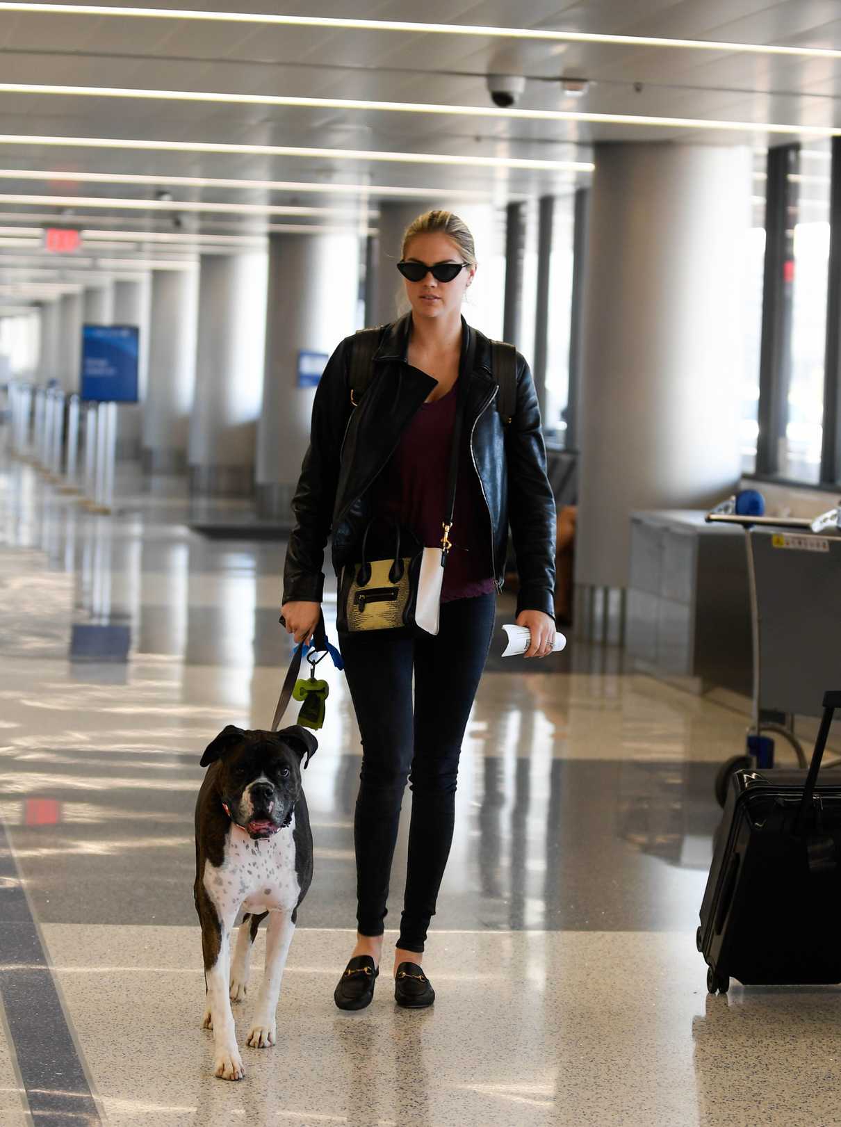 Kate Upton Was Seen at LAX Airport in Los Angeles 04/22/2018-4