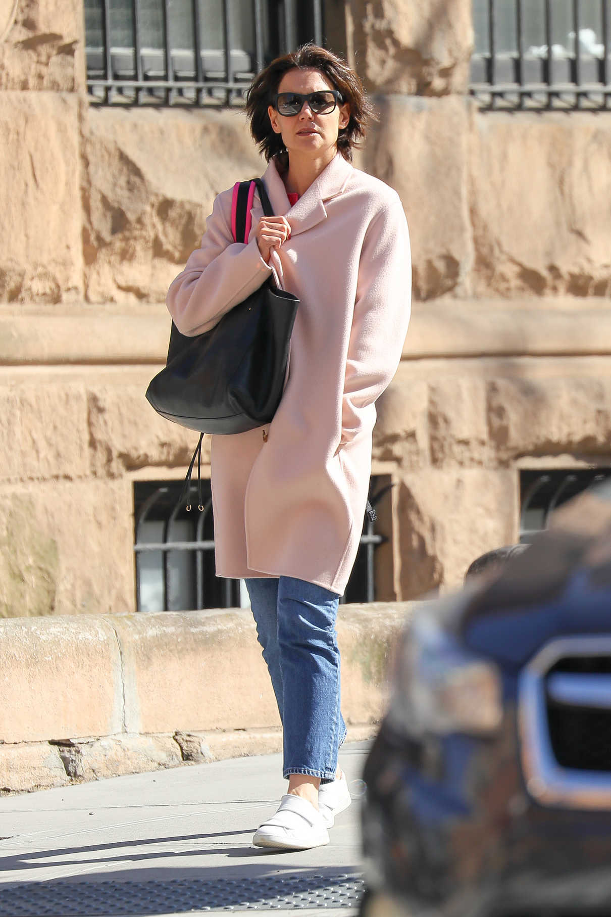 Katie Holmes Wears a Pink Pastel Coat Out in New York City 04/21/2018-3