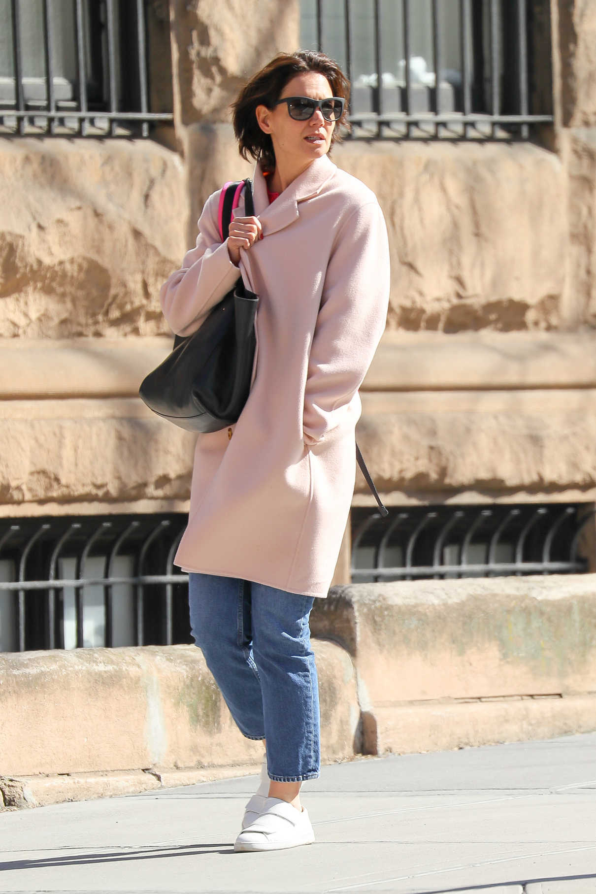 Katie Holmes Wears a Pink Pastel Coat Out in New York City 04/21/2018-5