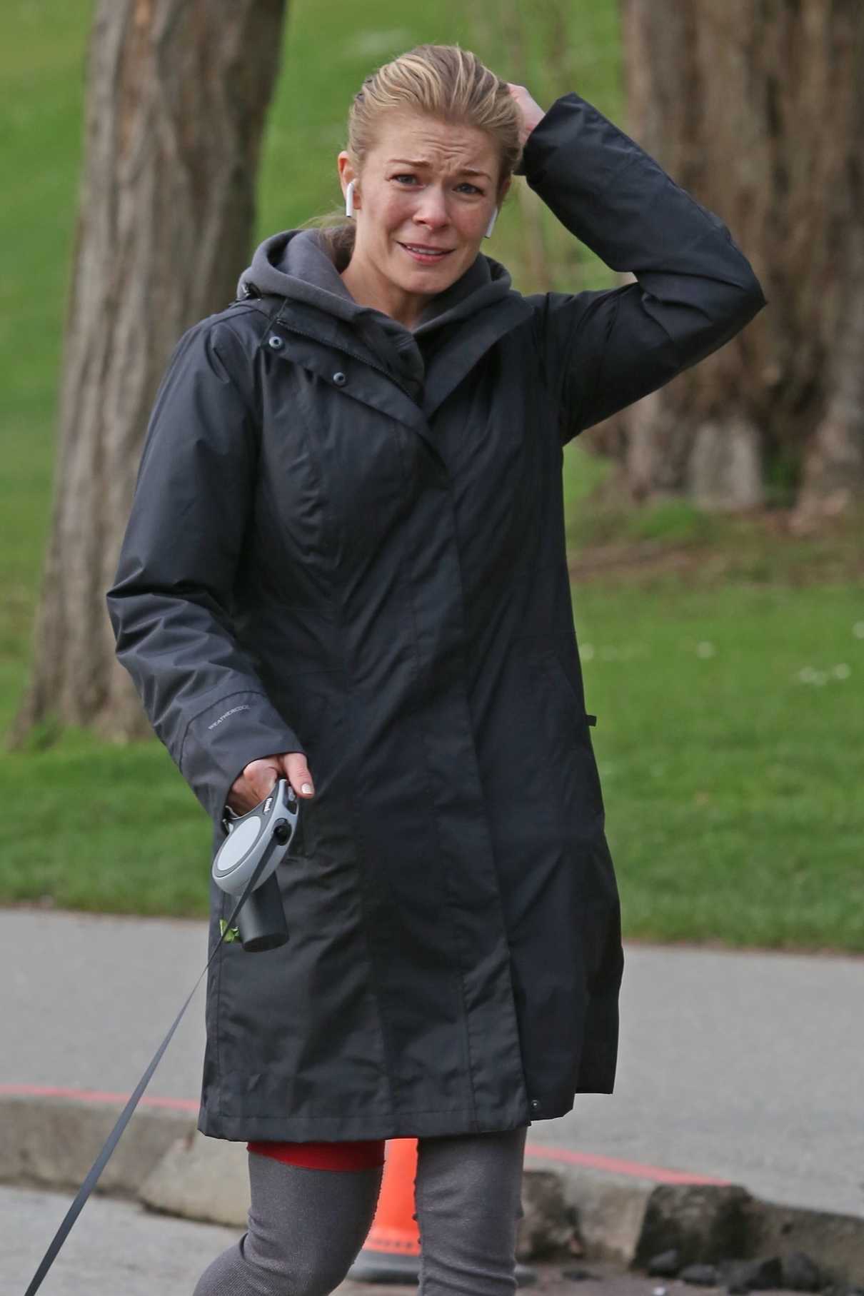 LeAnn Rimes Takes Her Dogs for a Walk in Vancouver 04/10/2018-5