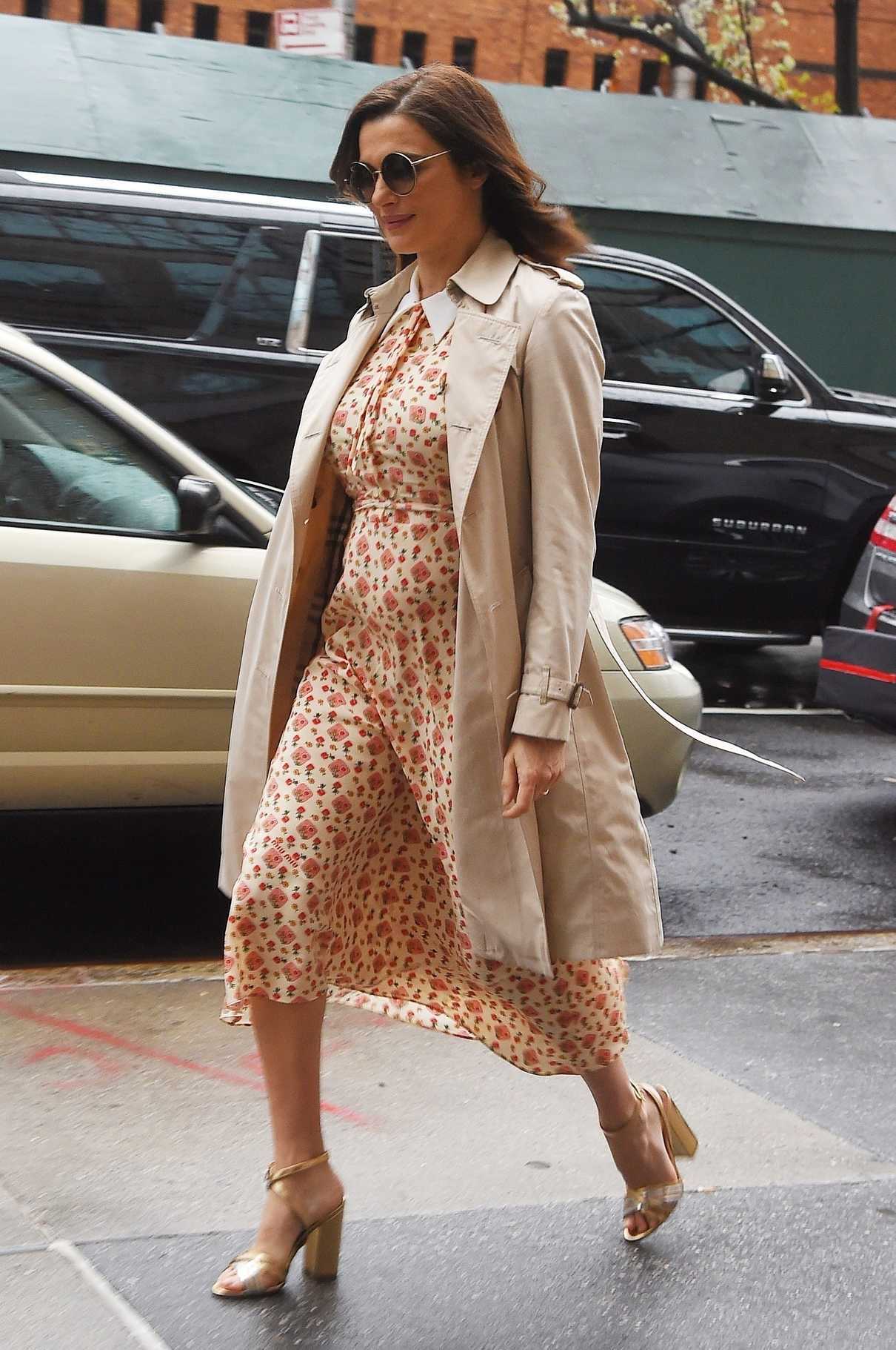 Rachel Weisz Arrives at Good Morning America in New York City 04/25/2018-5