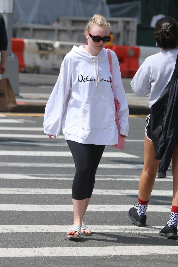 Dakota Fanning Was Spotted Out in New York City 05/07/2018-1