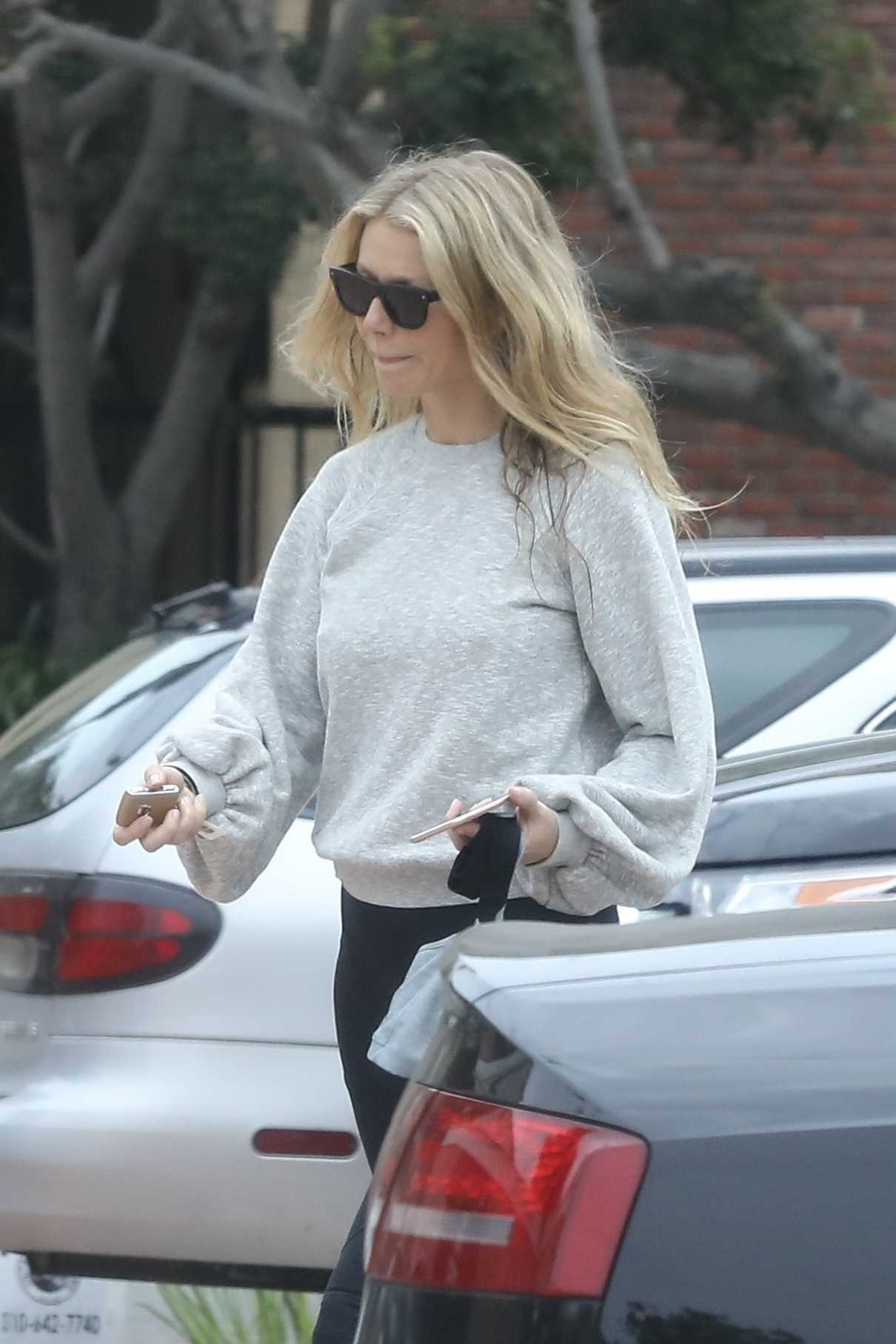 Gwyneth Paltrow Leaves the Tracy Anderson Studio in Brentwood 05/12/2018-5