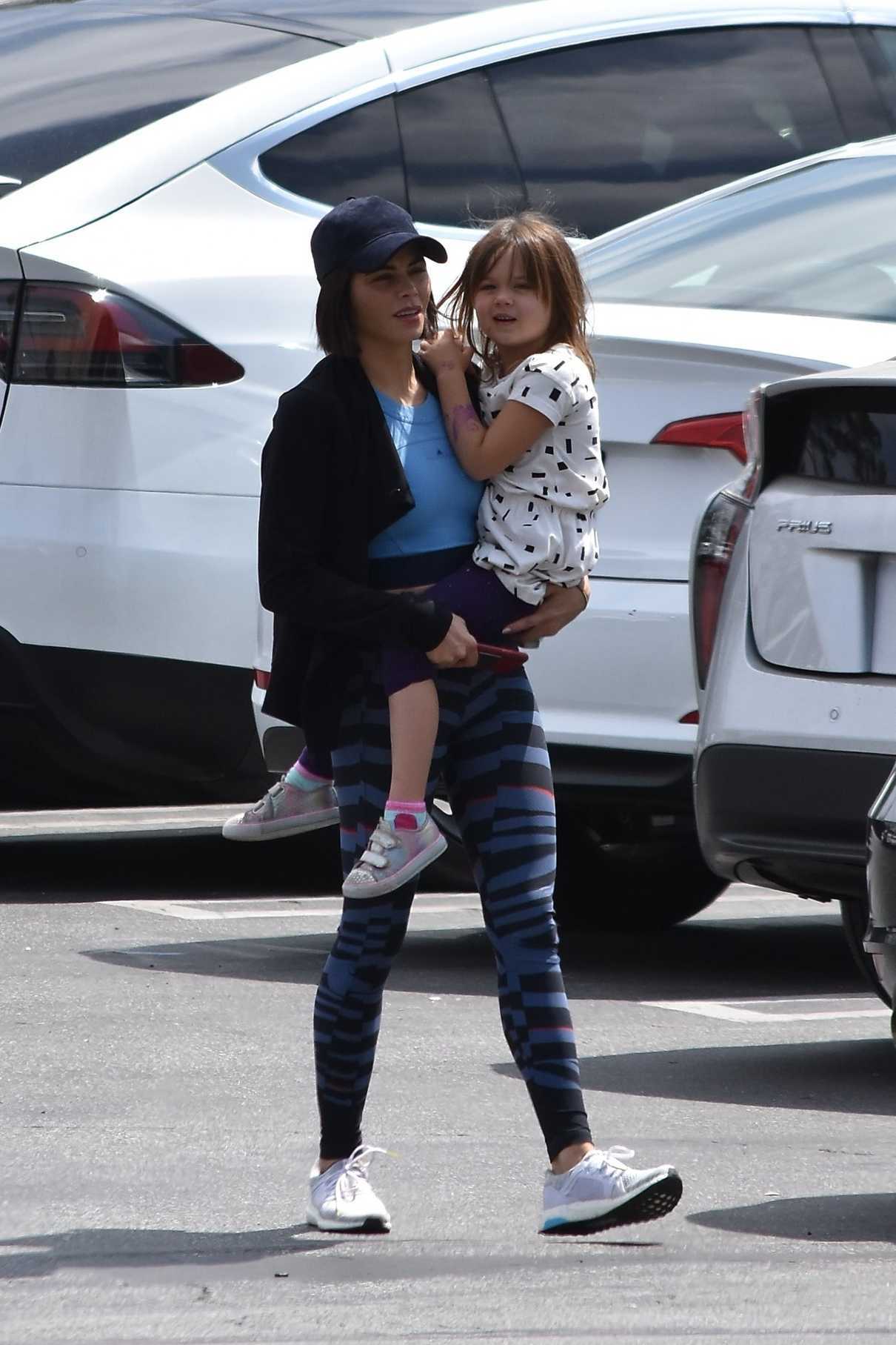Jenna Dewan Goes to the Westfield Mall with Her Daughter Everly in Sherman Oaks 05/23/2018-2