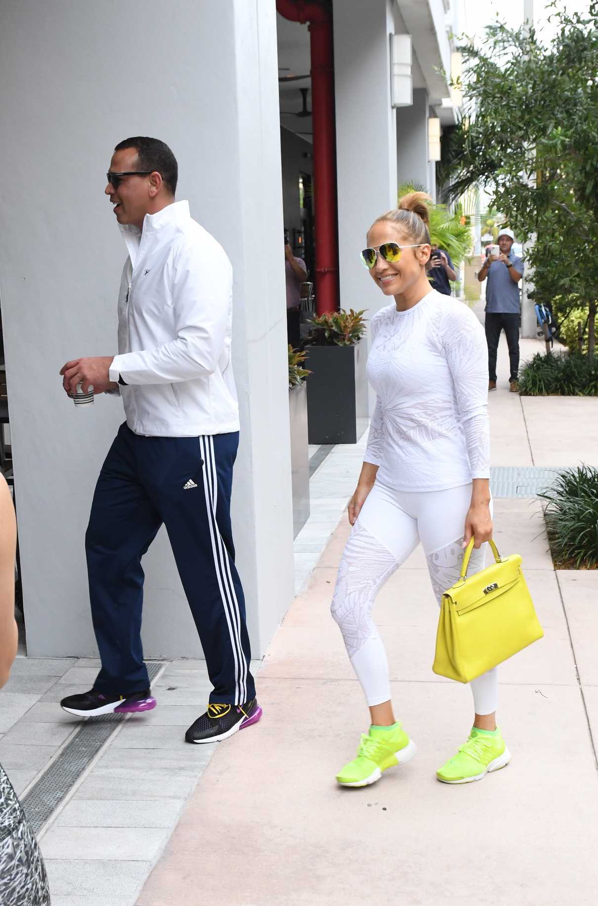 Jennifer Lopez Hits the Gym in Los Angeles 05/23/2018-4