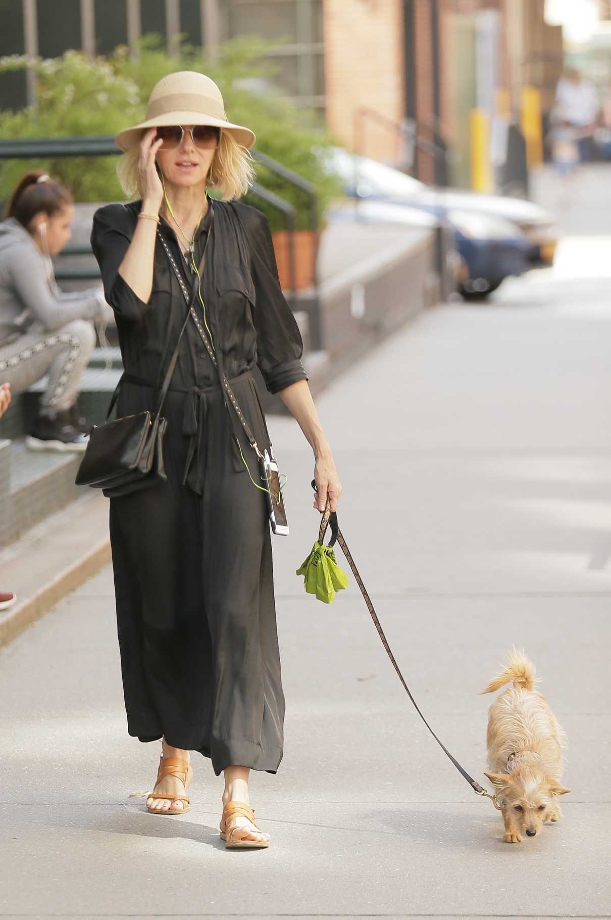 Naomi Watts Walks Her Dog Out in Soho, New York City 05/03/2018-2