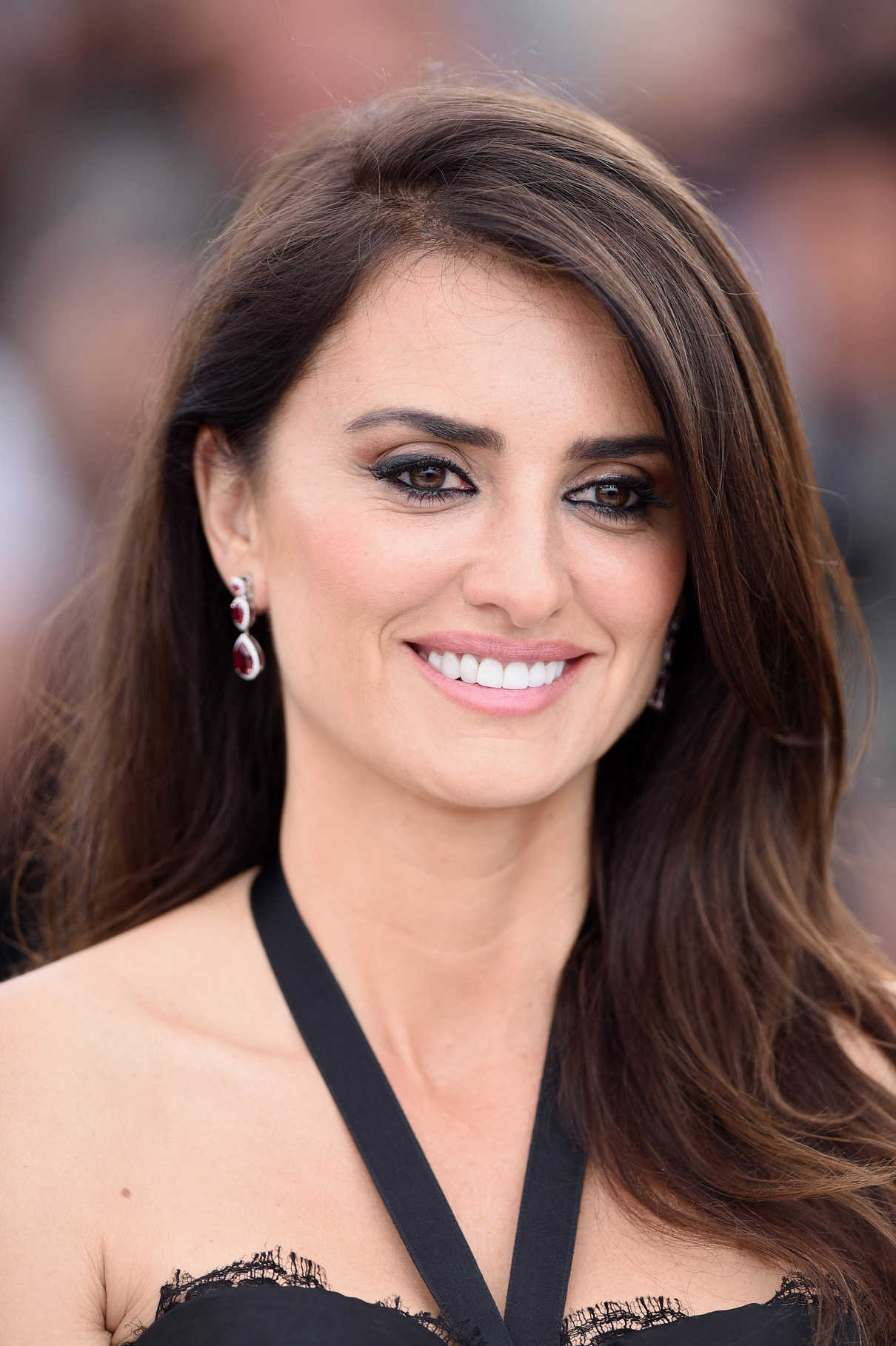 Penelope Cruz at Everybody Knows Photocall During the 71st Cannes Film Festival in Cannes 05/09/2018-5
