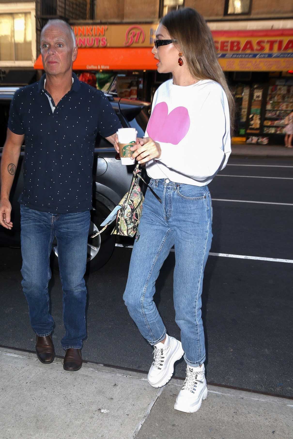 Gigi Hadid Was Spotted Out in New York City 06/19/2018-5