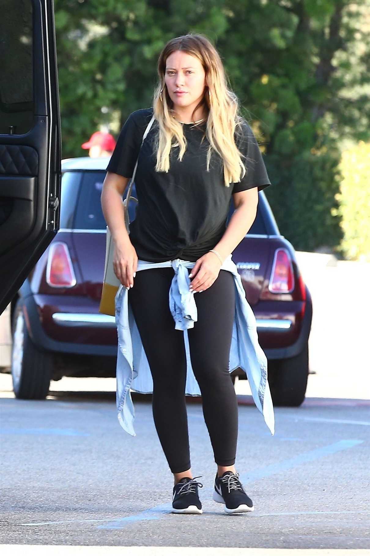 Hilary Duff Was Seen Out in Los Angeles 06/25/2018-2