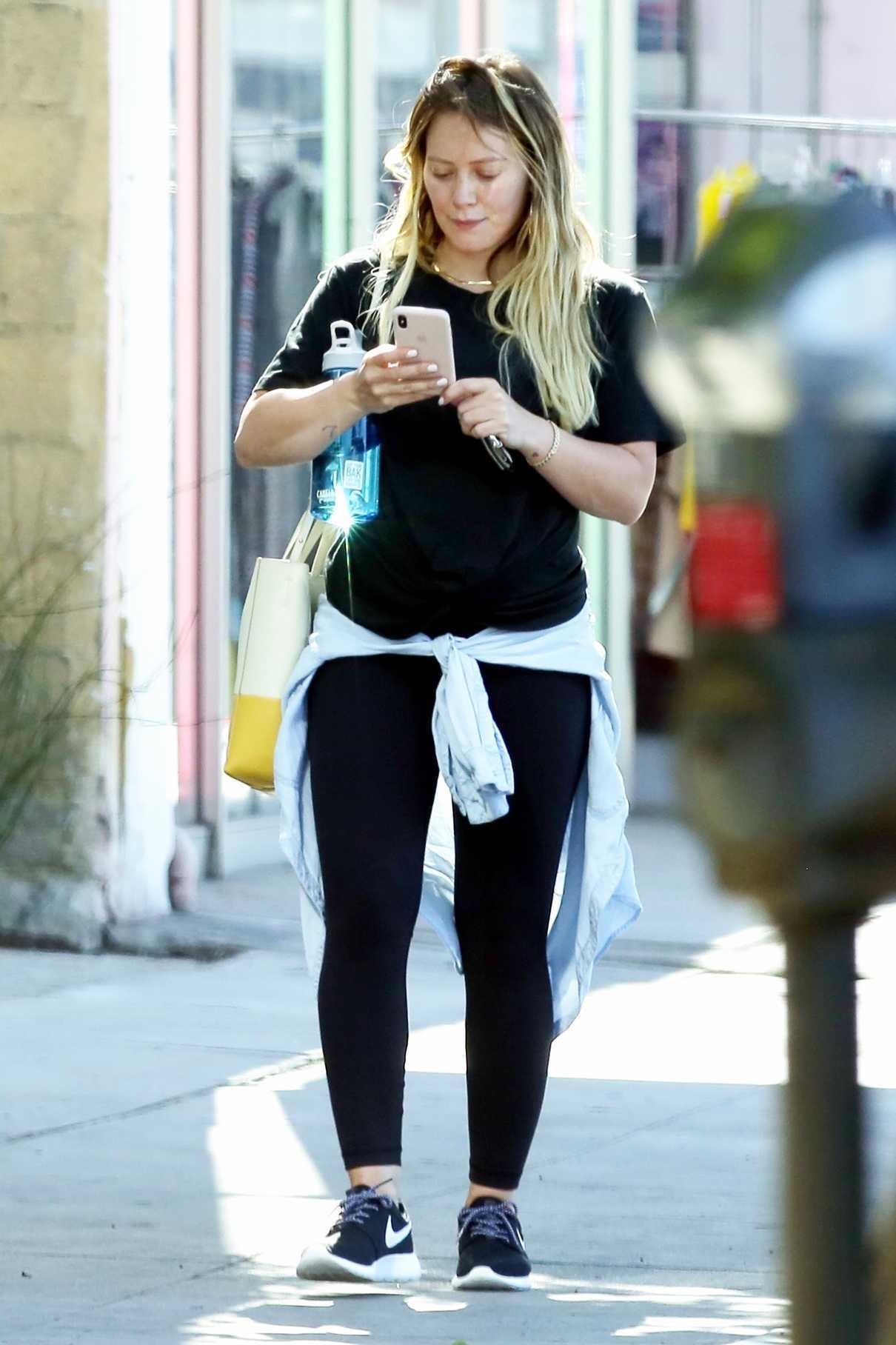 Hilary Duff Was Seen Out in Los Angeles 06/25/2018-4