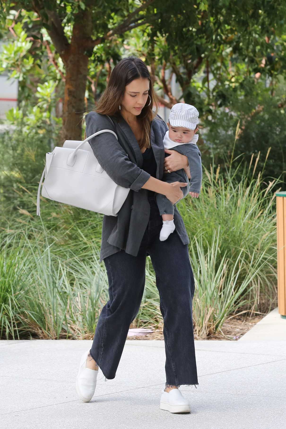 Jessica Alba Takes Adorable Baby Boy Hayes to The Honest Office in Los Angeles 06/19/2018-4