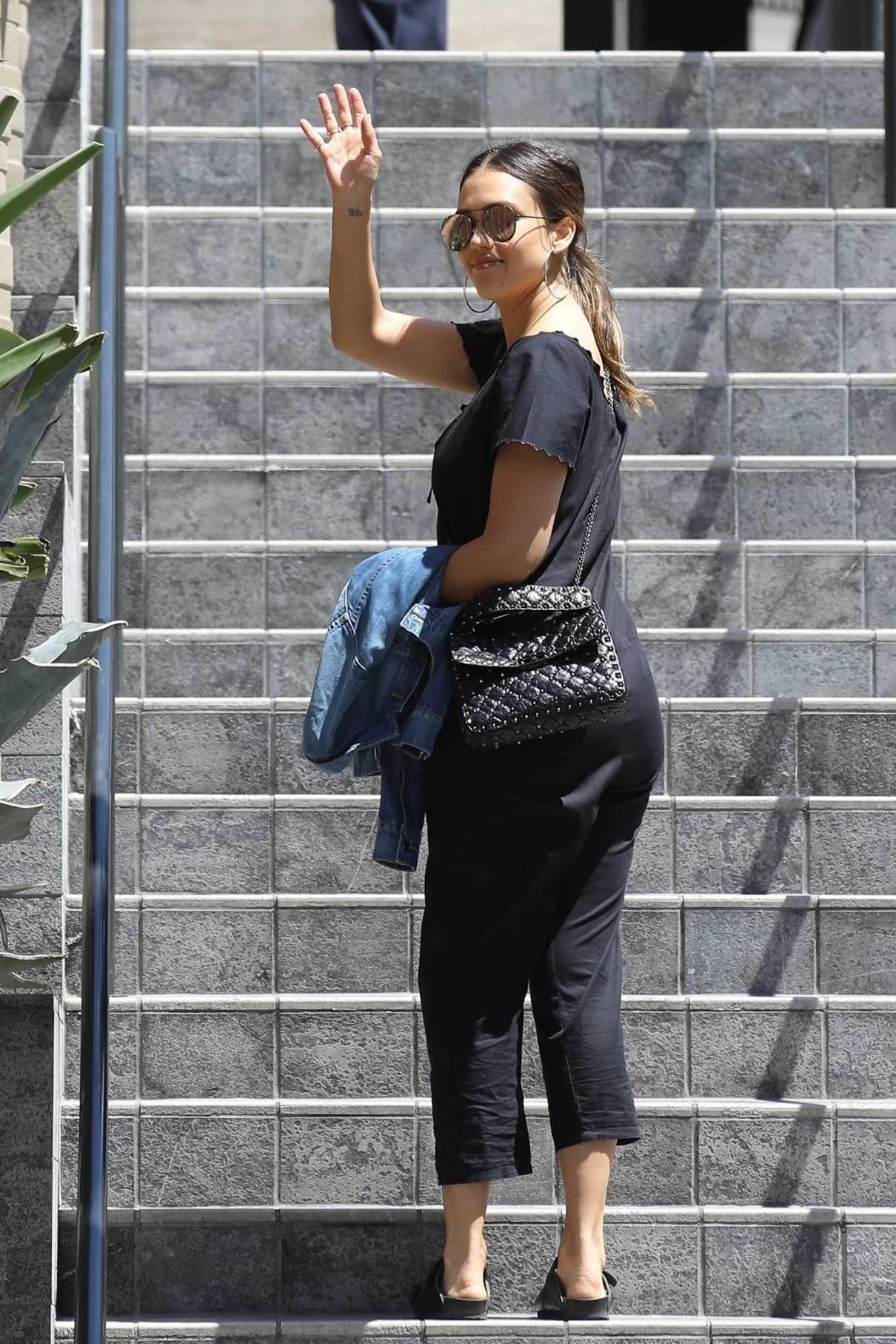 Jessica Alba Was Seen Out in Beverly Hills 06/09/2018-5