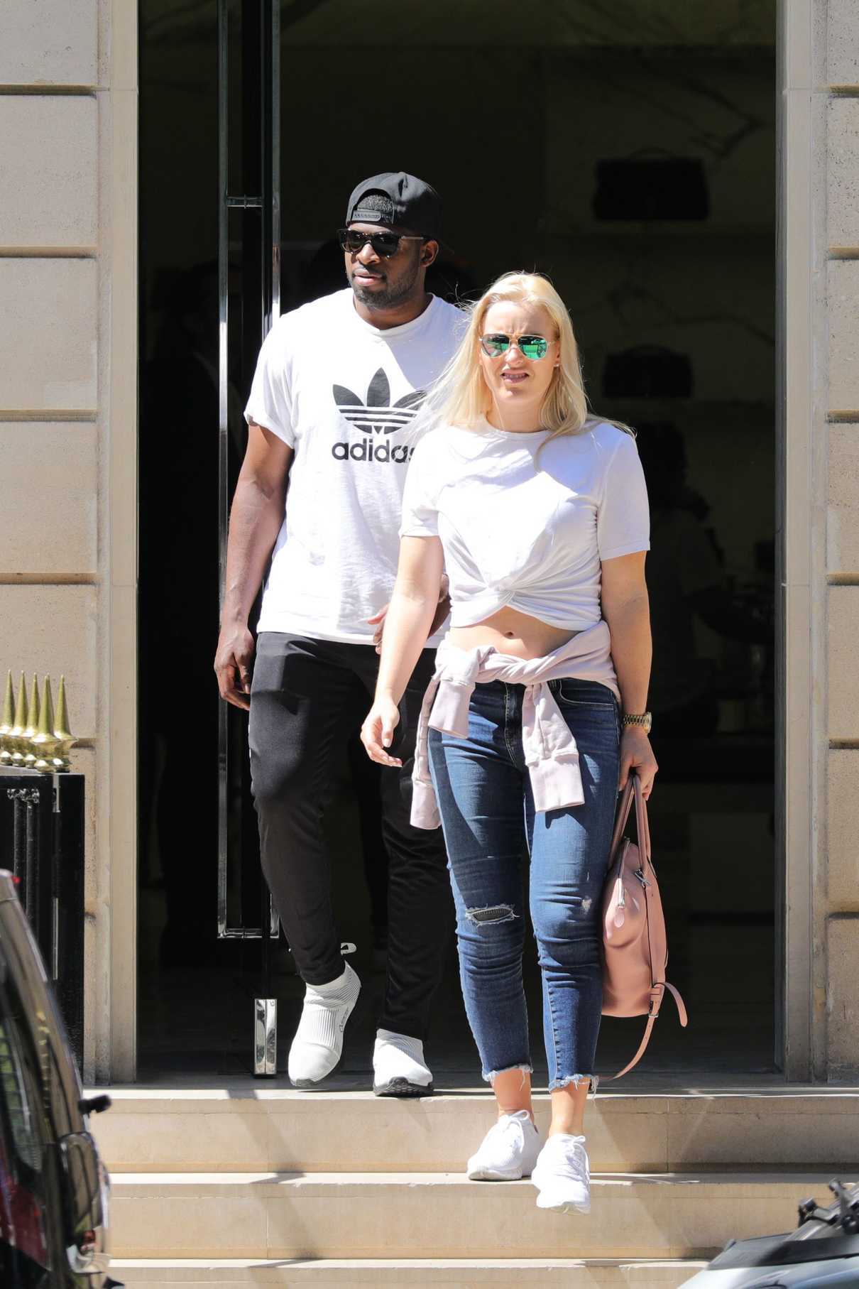 Lindsey Vonn Out Shopping in Paris 06/25/2018-1