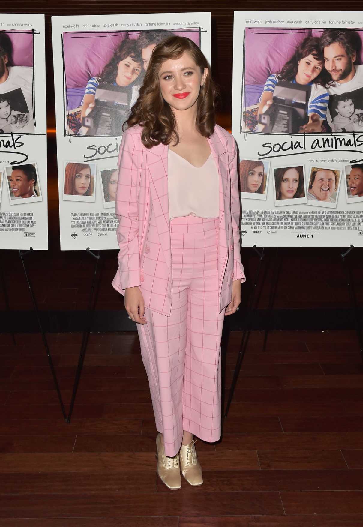 Noel Wells at the Social Animals Premiere in Los Angeles 05/30/2018-2